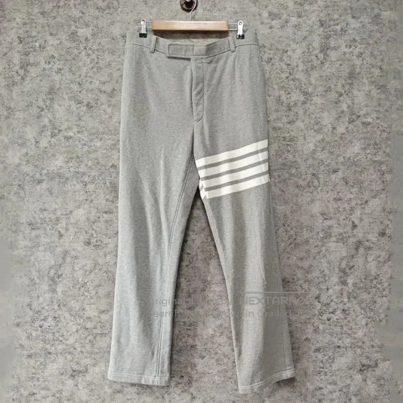 Thom Browne Thom Browne Gray Casual Men's Pants . Size US 30 / EU 46 - 1 Thumbnail