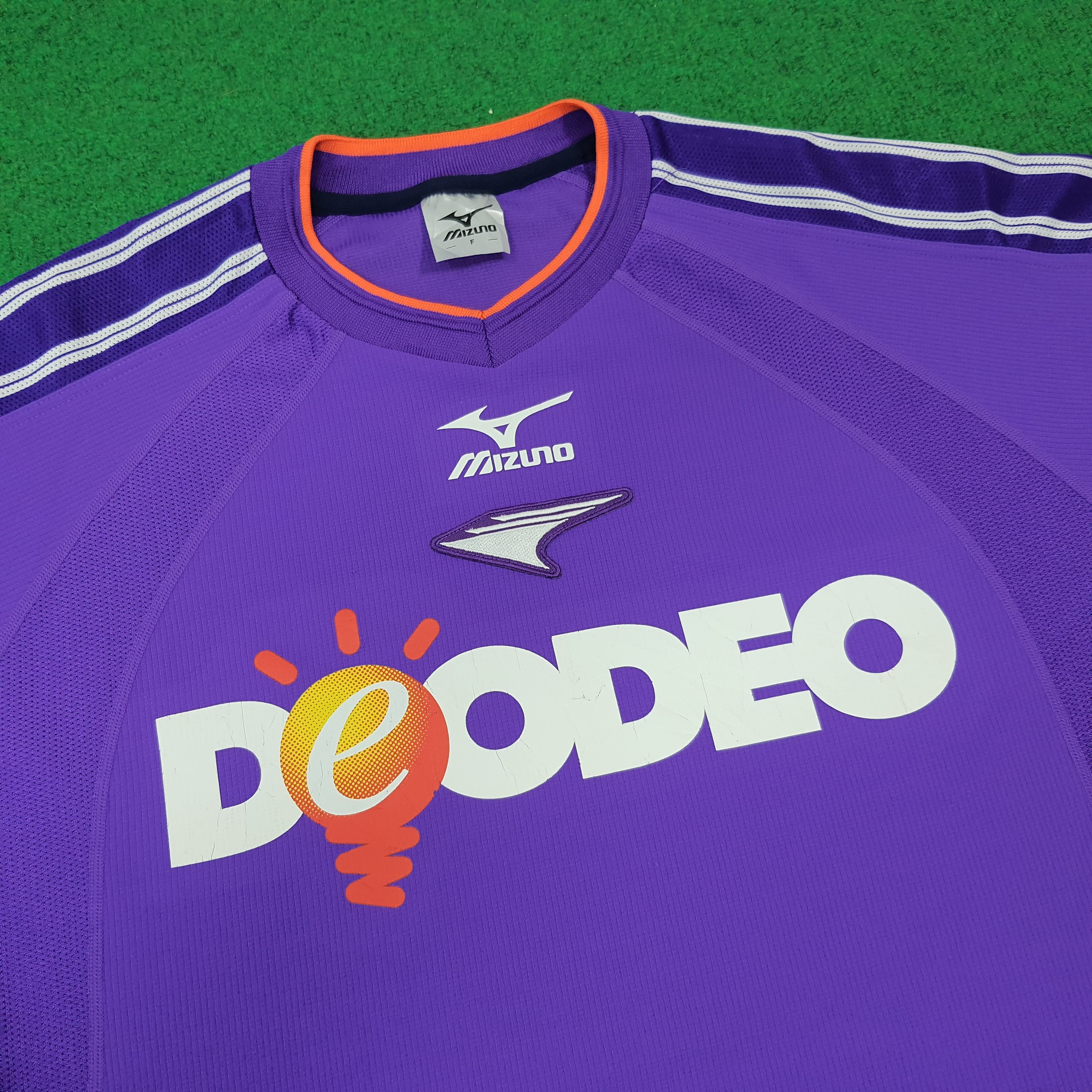 Mizuno Vintage Mizuno Sanfrecce Hiroshima J League Jersey C276N74 Size US L / EU 52-54 / 3 - 2 Thumbnail