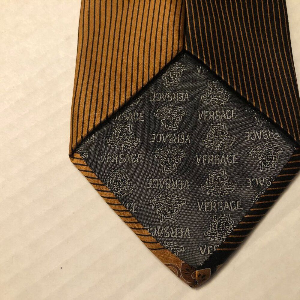 Versace VERSACE MEN'S 100%SILK TIE 3 5/8" X 60" MADE IN ITALY Size ONE SIZE - 6 Thumbnail