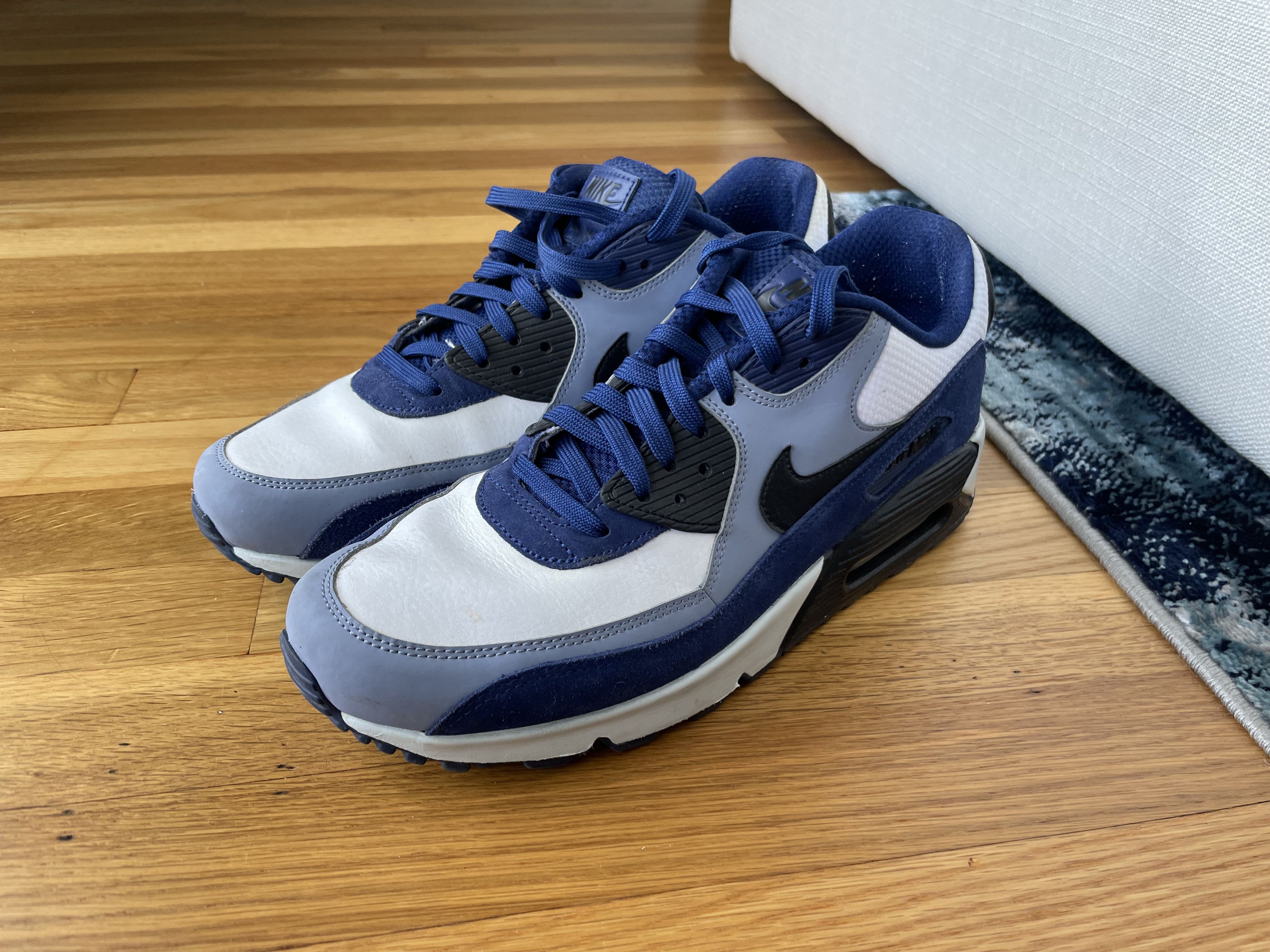 Nike Airmax Sneakers Size US 10.5 / EU 43-44 - 1 Thumbnail