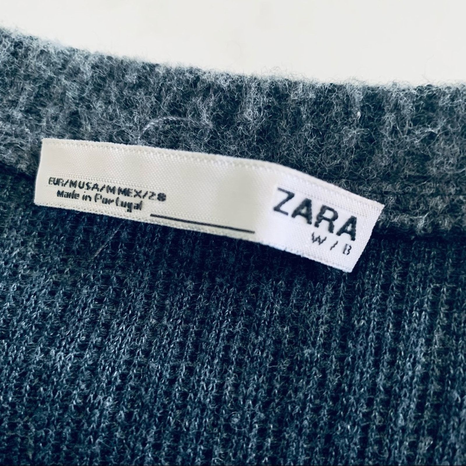 Zara Zara gray floral sequins top size Medium Size M / US 6-8 / IT 42-44 - 3 Thumbnail