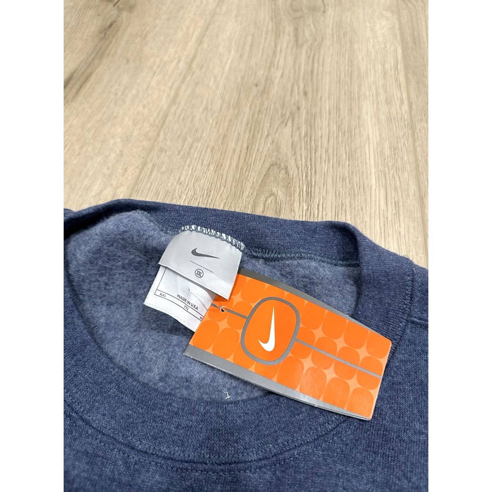 Nike VINTAGE Nike Crewneck Sweatshirt 2XL Navy Blue Long Sleeve Men’s 90s Made in USA Size US XXL / EU 58 / 5 - 6 Thumbnail