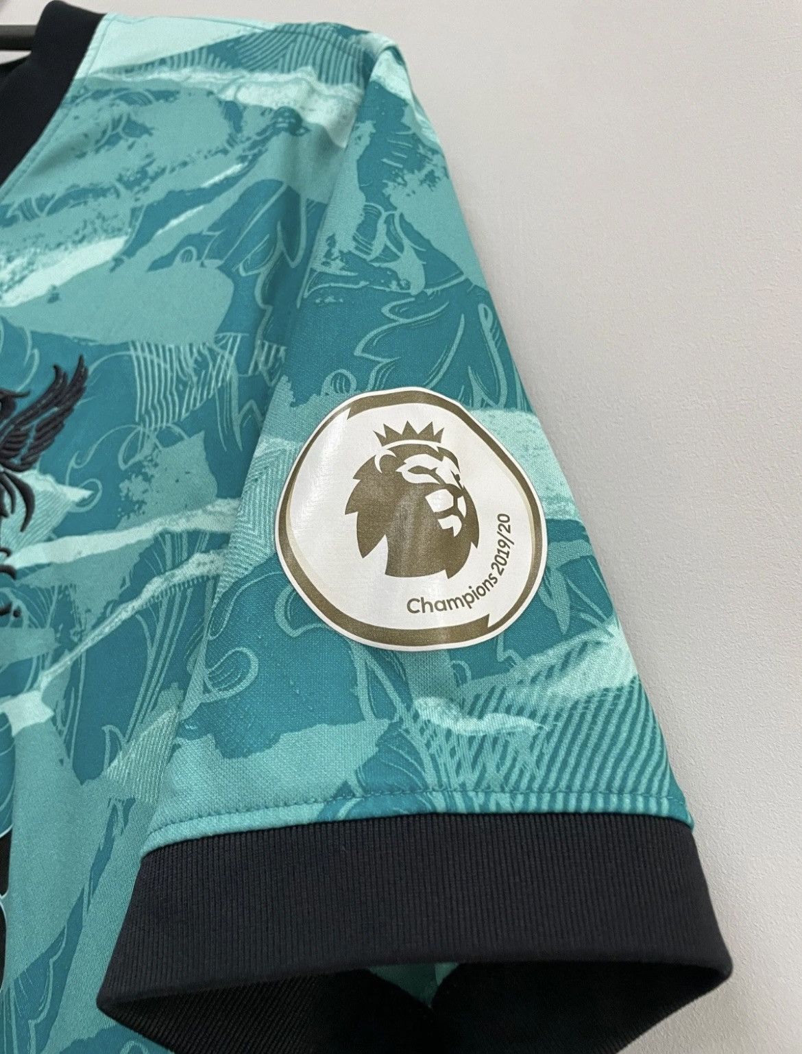 Nike Liverpool 2020/2021 Away Football Shirt Jersey #14 Henderson Size US S / EU 44-46 / 1 - 4 Thumbnail
