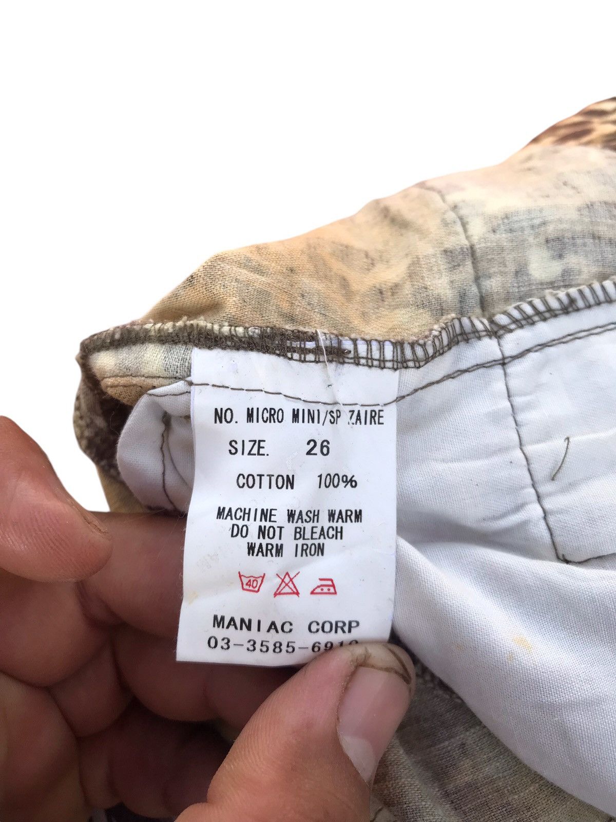 Le Grande Bleu (L.G.B.) RARE LGB SKIRT CAMO SEDITIONARIES PUNK STYLE Size 26" / US 2 / IT 38 - 9 Thumbnail