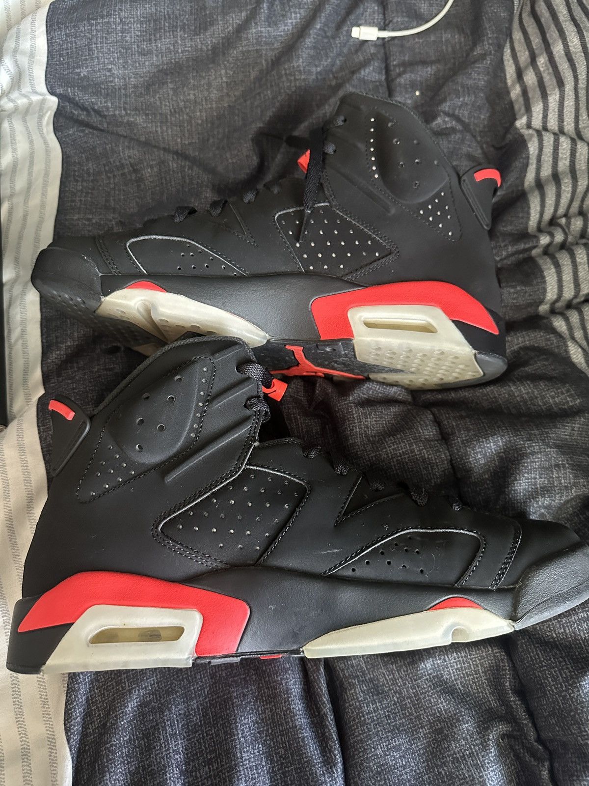 Jordan Brand Jordan Six VI Black Infared Size US 11 / EU 44 - 2 Thumbnail