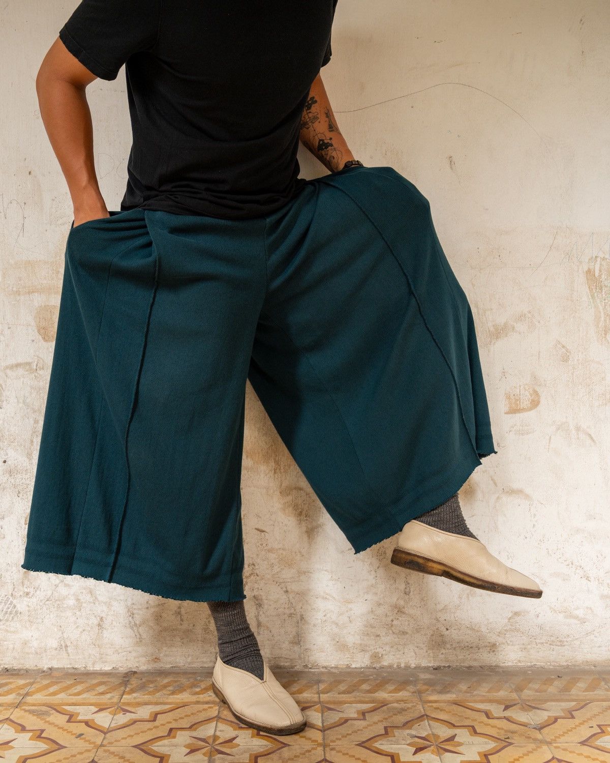 Issey Miyake Issey Miyake A-POC SS19 cropped balloon pant Size US 32 / EU 48 - 3 Thumbnail