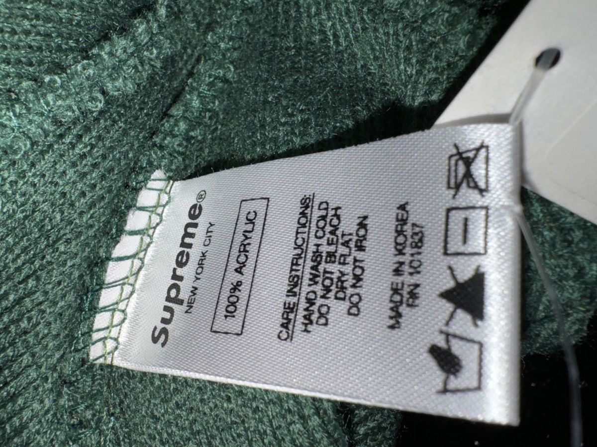 Supreme Supreme Grid Logo Beanie Size ONE SIZE - 4 Thumbnail