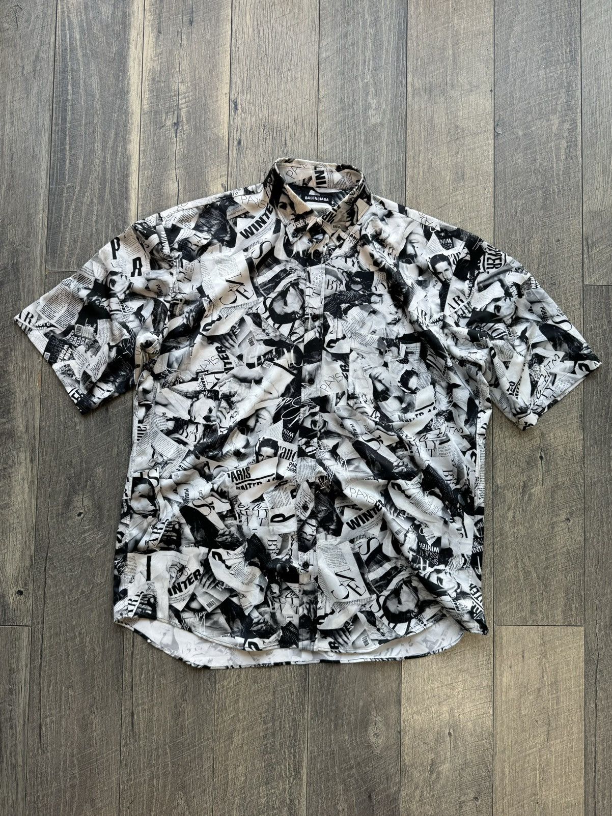 トップス balenciaga stripe newspaper shirt Balenciaga Newspaper Shirt | Grailed