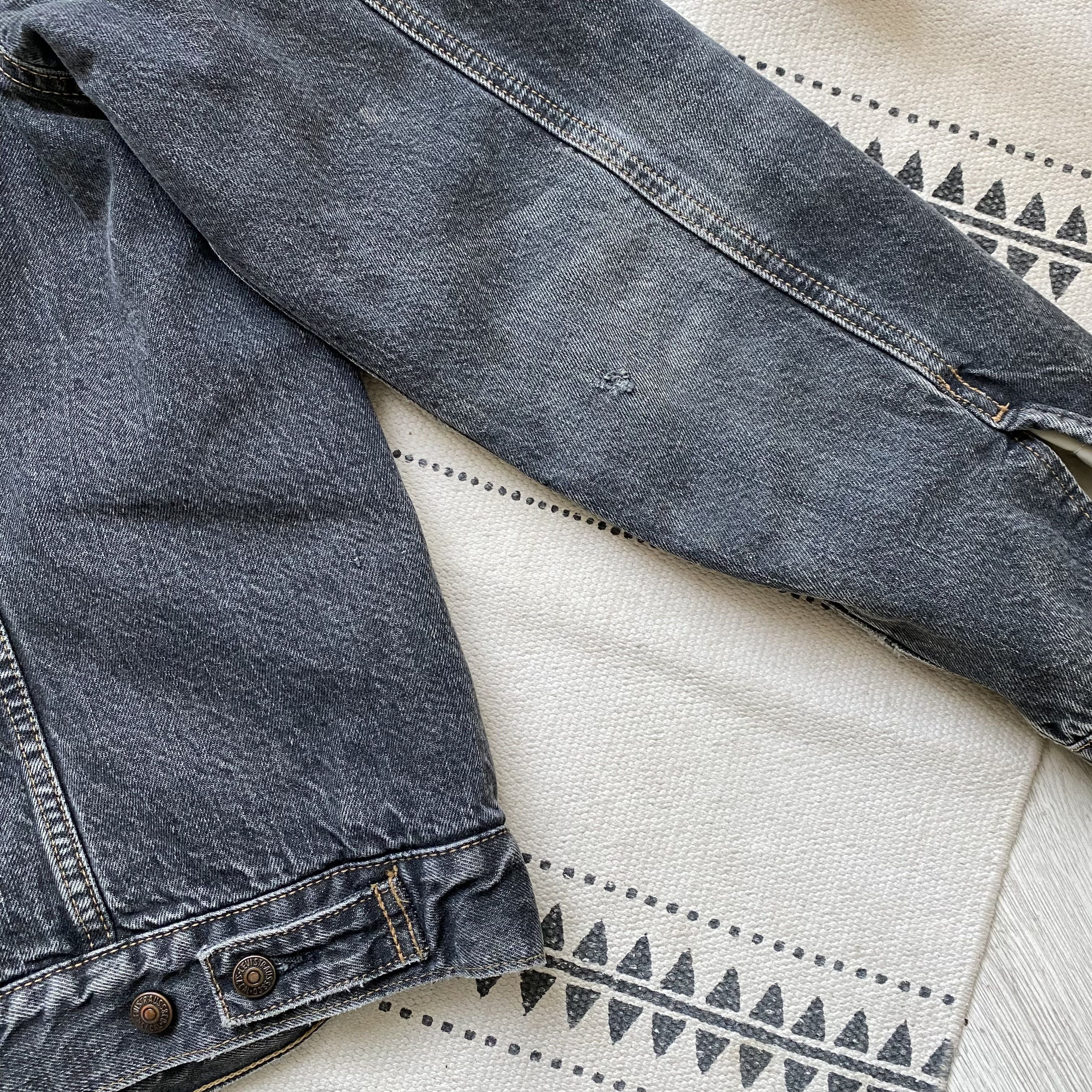 Levi's Vintage Clothing 🕷️ Vintage 00s Faded Levis Trucker Denim Sherpa jacket Y2K Size US M / EU 48-50 / 2 - 13 Thumbnail