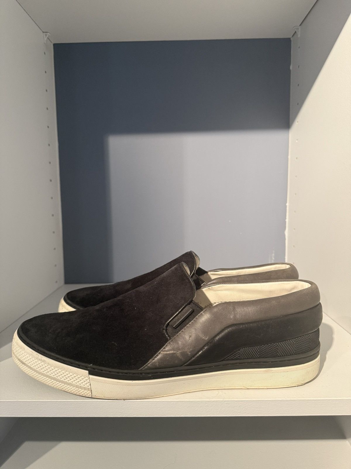Louis Vuitton Louis Vuitton Catwalk Sneaker Black Suede LV 9 Size US 9 / EU 42 - 1 Thumbnail