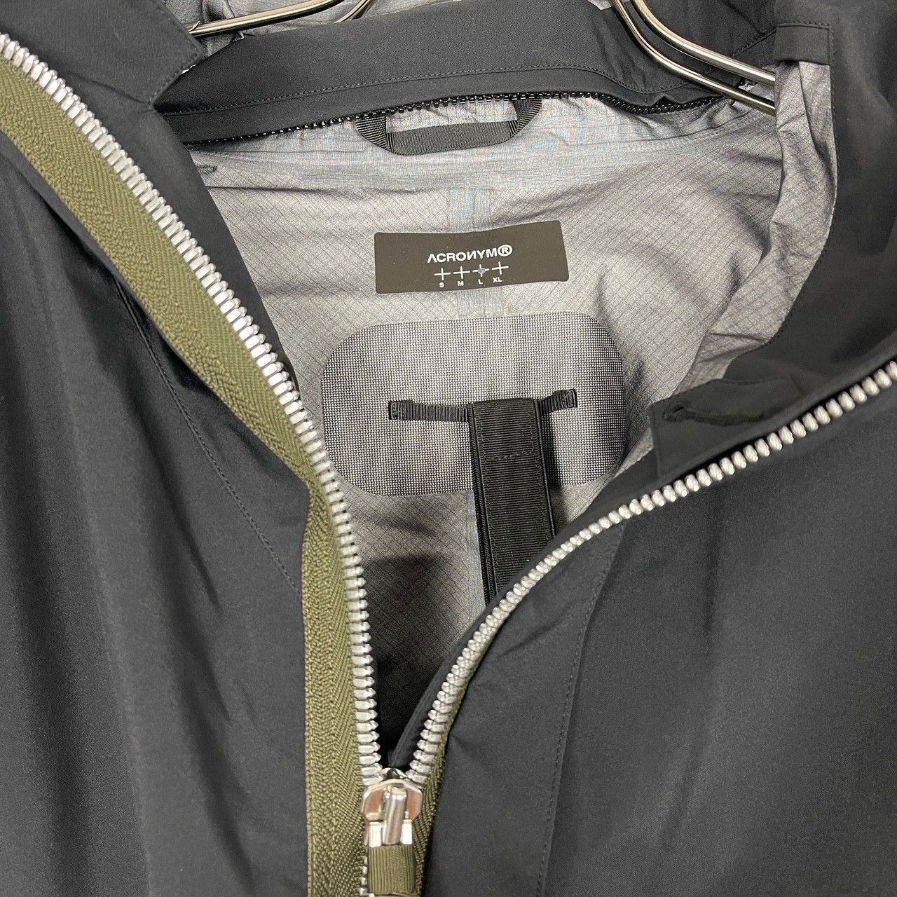 Acronym ACRONYM 2.5L GORE-TEX INTEROPS PARKA J61-GTV 19AW jacket Size US L / EU 52-54 / 3 - 2 Thumbnail