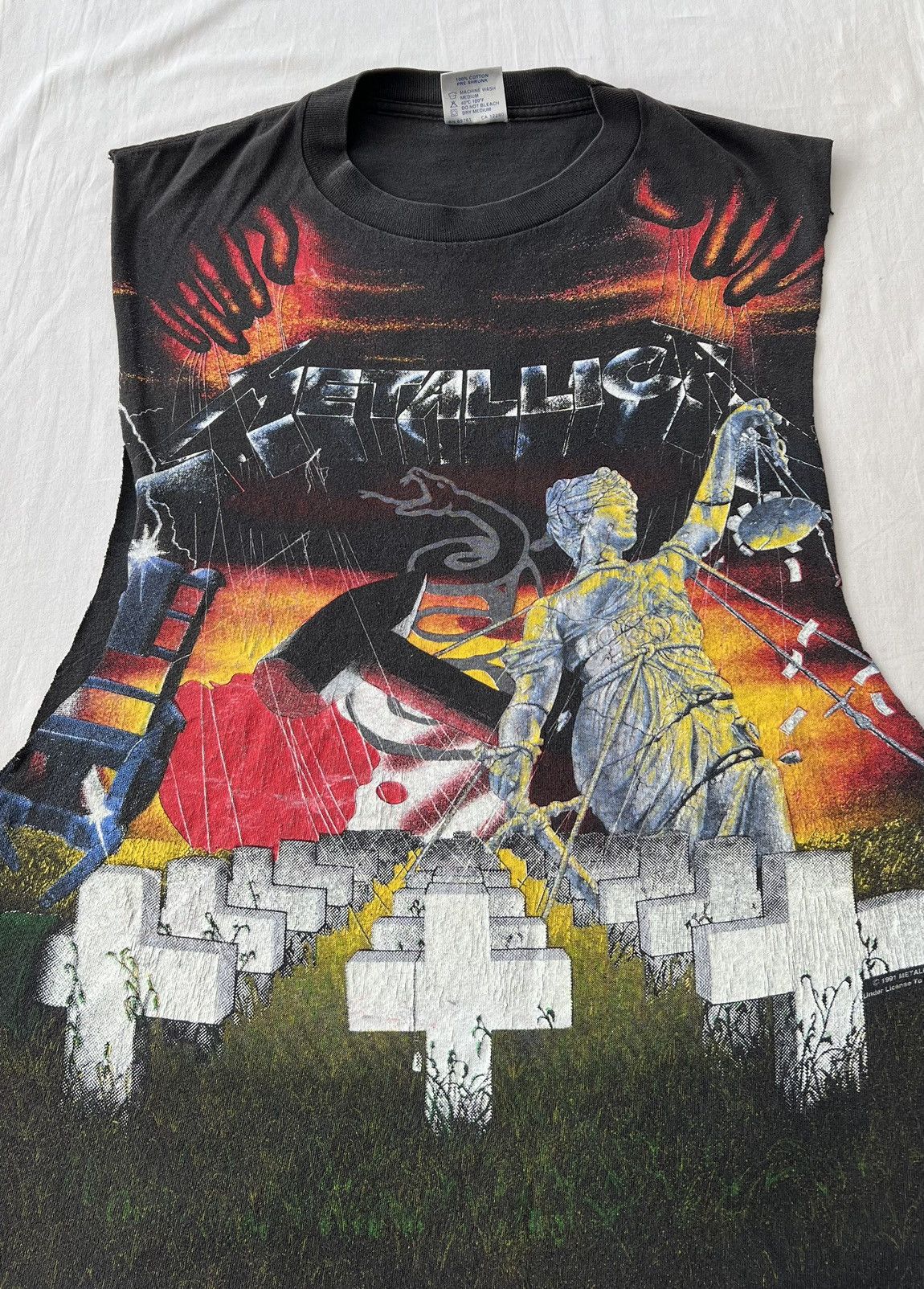 Band Tees Vintage 1991 Metallica Master Of Puppets AOP T-shirt Size US XL / EU 56 / 4 - 4 Thumbnail