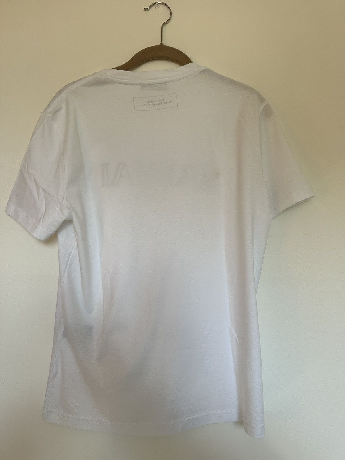 Balmain Balmain Paris White Logo T-Shirt Size M New With Tags Size US M / EU 48-50 / 2 - 2 Thumbnail