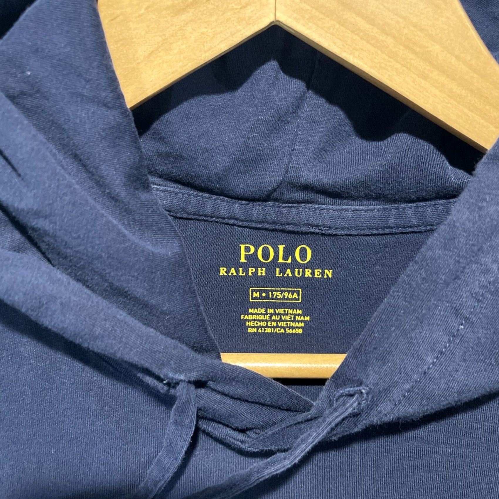 Polo Ralph Lauren Polo Ralph Lauren Shirt Mens M Hooded Long Sleeve Tee Streetwear Adult Blue Cotton Embroidered Logo Regular Size Type: Shirt Size US M / EU 48-50 / 2 - 7 Thumbnail