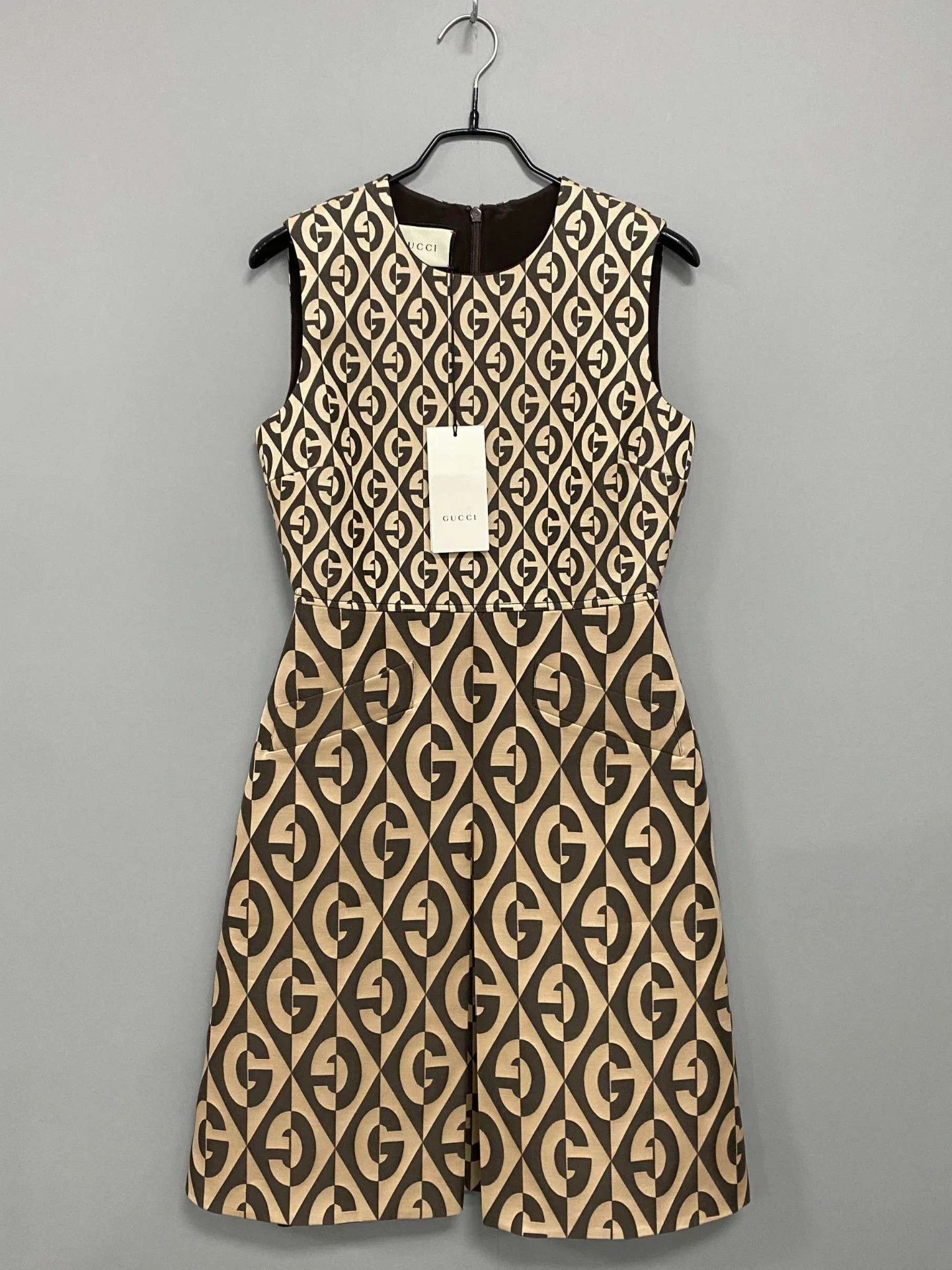 Gucci GUCCI quilted GG monogram sleeveless dress women's Size XS / US 0-2 / IT 36-38 - 1 Thumbnail