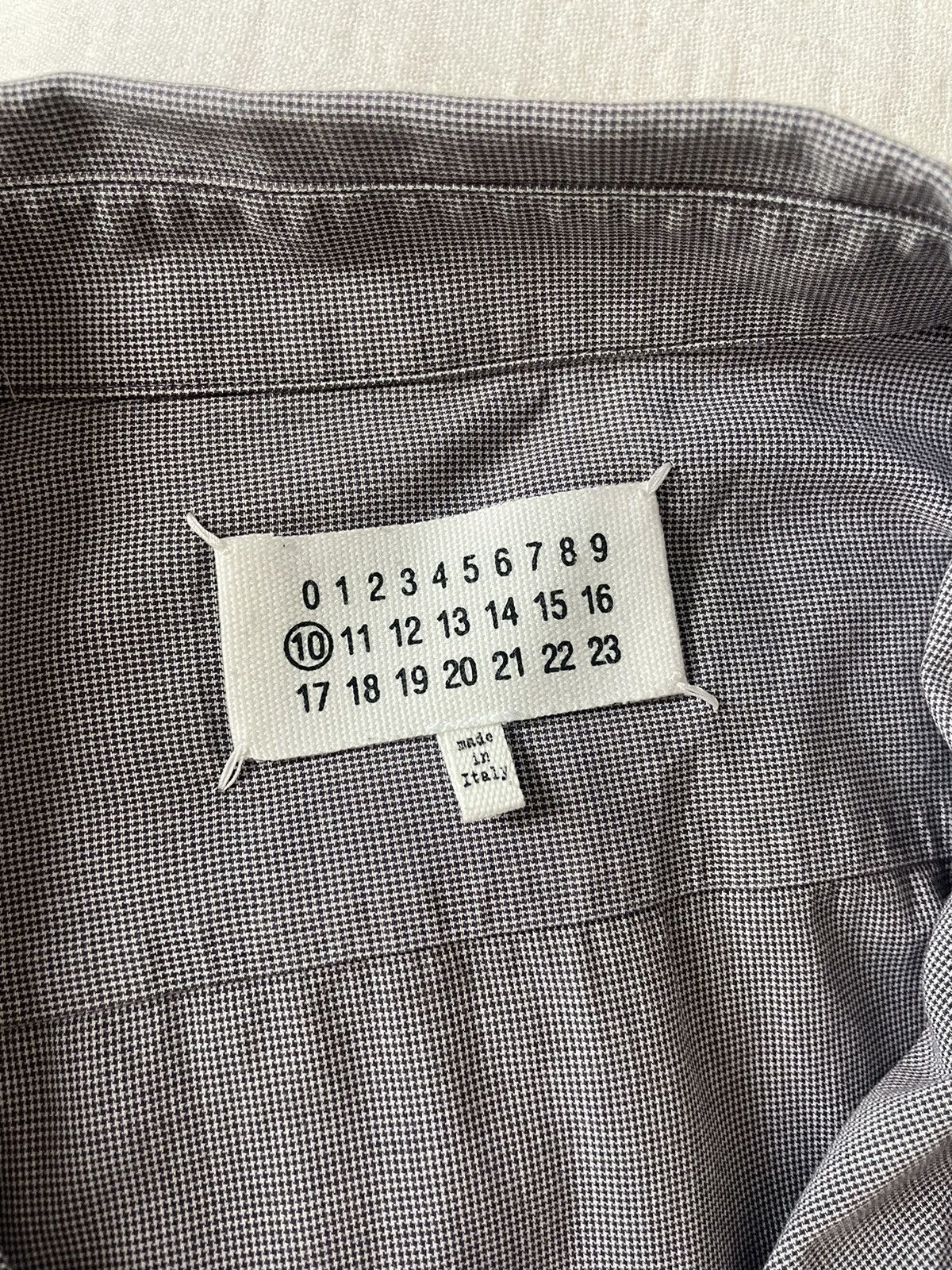 Maison Margiela Martin Margiela Vintage Grey Printed Cotton shirt. Size 50 Size US M / EU 48-50 / 2 - 4 Thumbnail