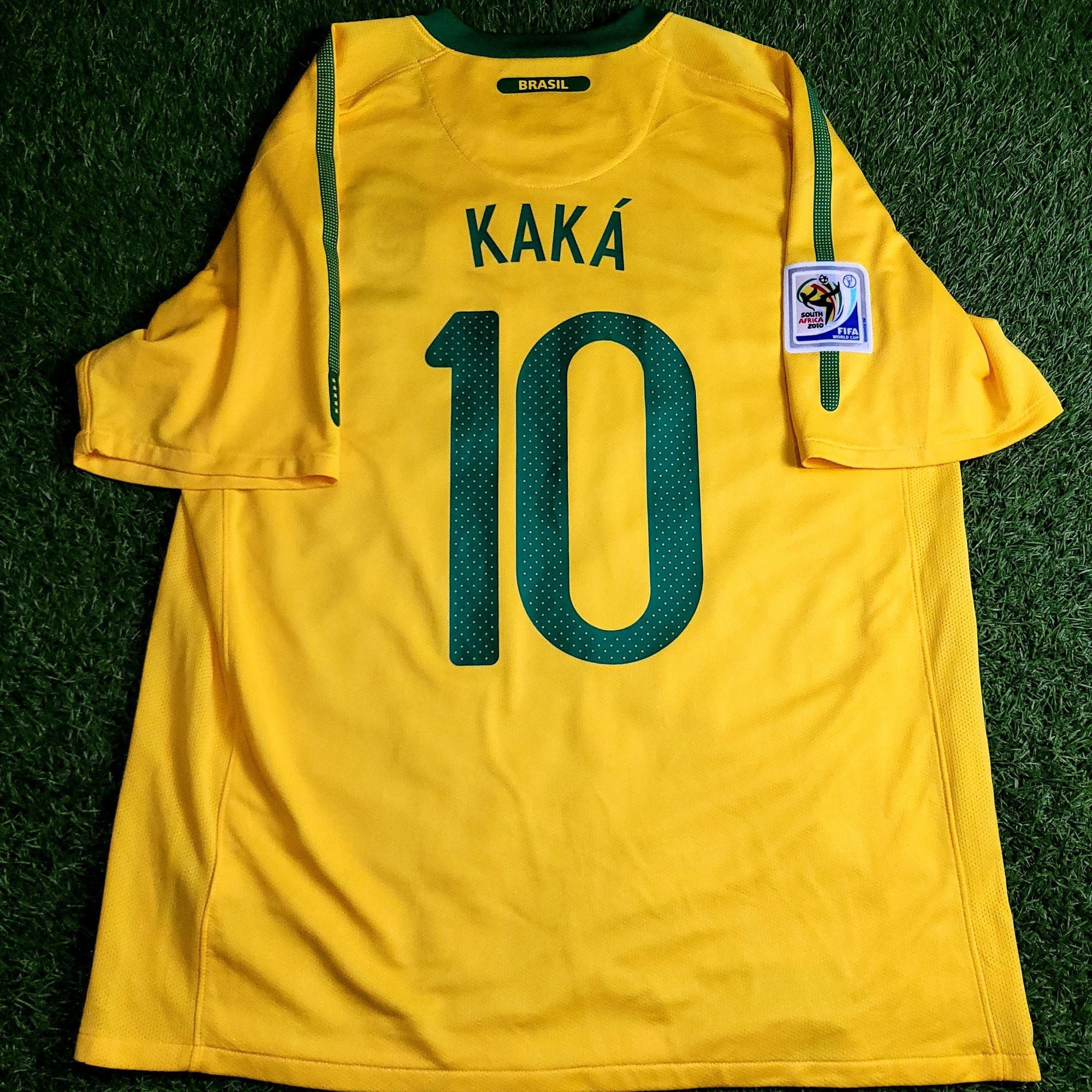 Nike Kaka Brazil WORLD CUP 2010 Soccer Jersey Shirt L Size US L / EU 52-54 / 3 - 1 Thumbnail