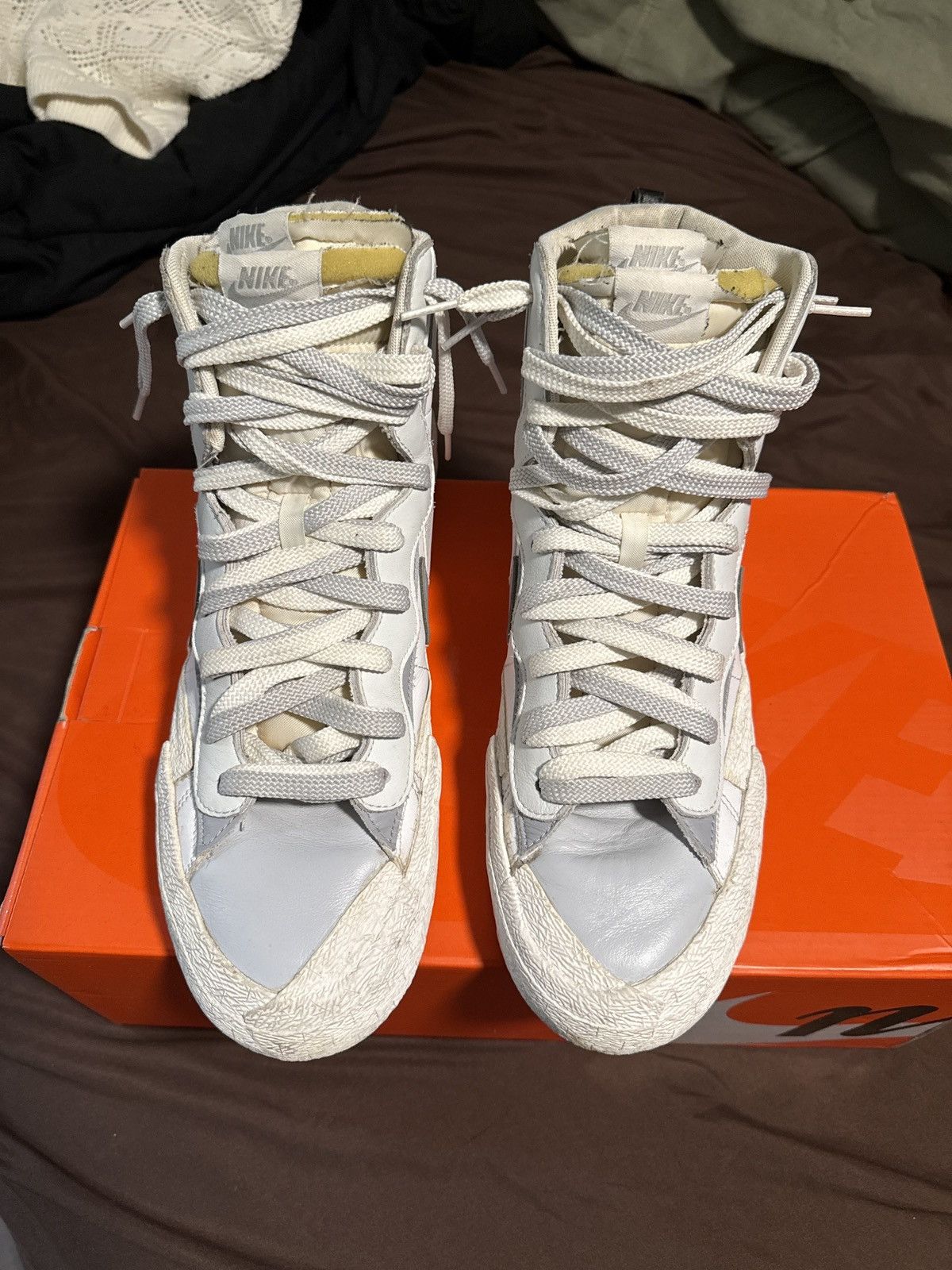 Nike × Sacai Nike Blazer Mid / sacai White/Wolf Grey-Pure Platinum Size US 13 / EU 46 - 3 Thumbnail