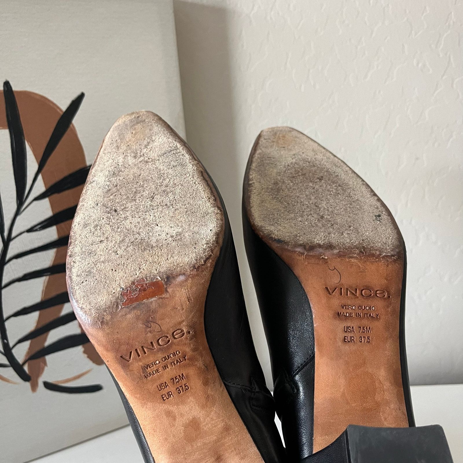 Vince Vince Black Block Heel Pointed Toe Leather Ankle Boots 7.5 Size US 7.5 / IT 37.5 - 8 Thumbnail