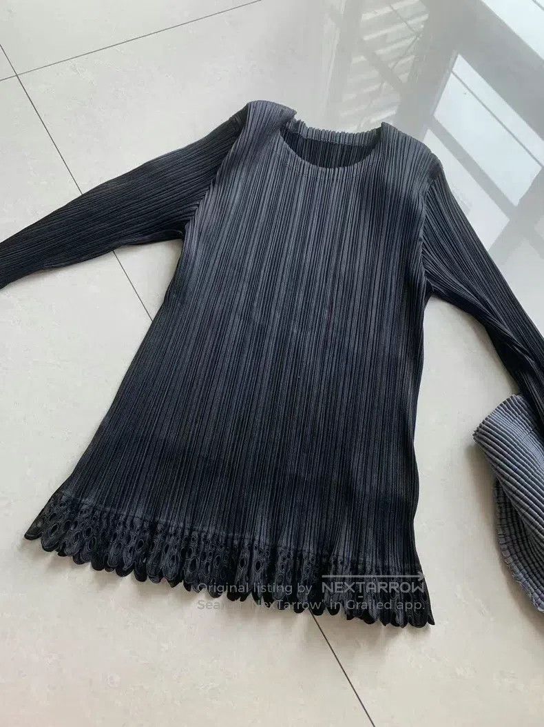 Issey Miyake Issey Miyake Black Window Grille Hollow Hem Crew Neck Pull Size M / US 6-8 / IT 42-44 - 4 Thumbnail