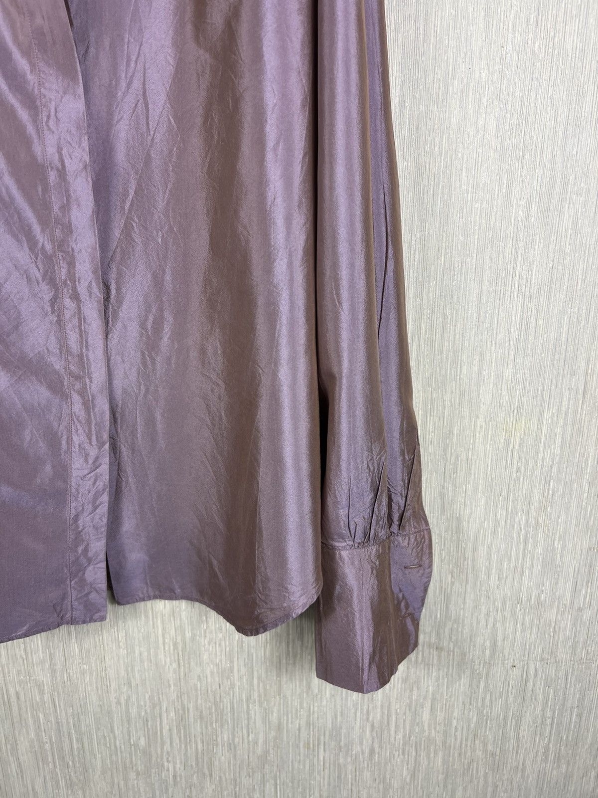 Max Mara Max Mara pure seta 100% silk button up shiny shirt luxury Size M / US 6-8 / IT 42-44 - 6 Thumbnail