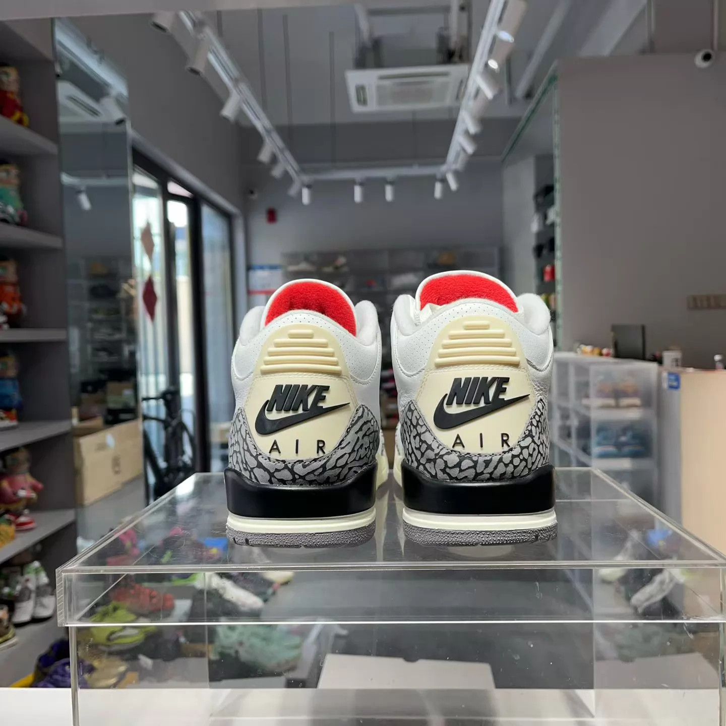 Nike AJ3 White Cement 42 US 9/10 Size US 9 / EU 42 - 4 Thumbnail