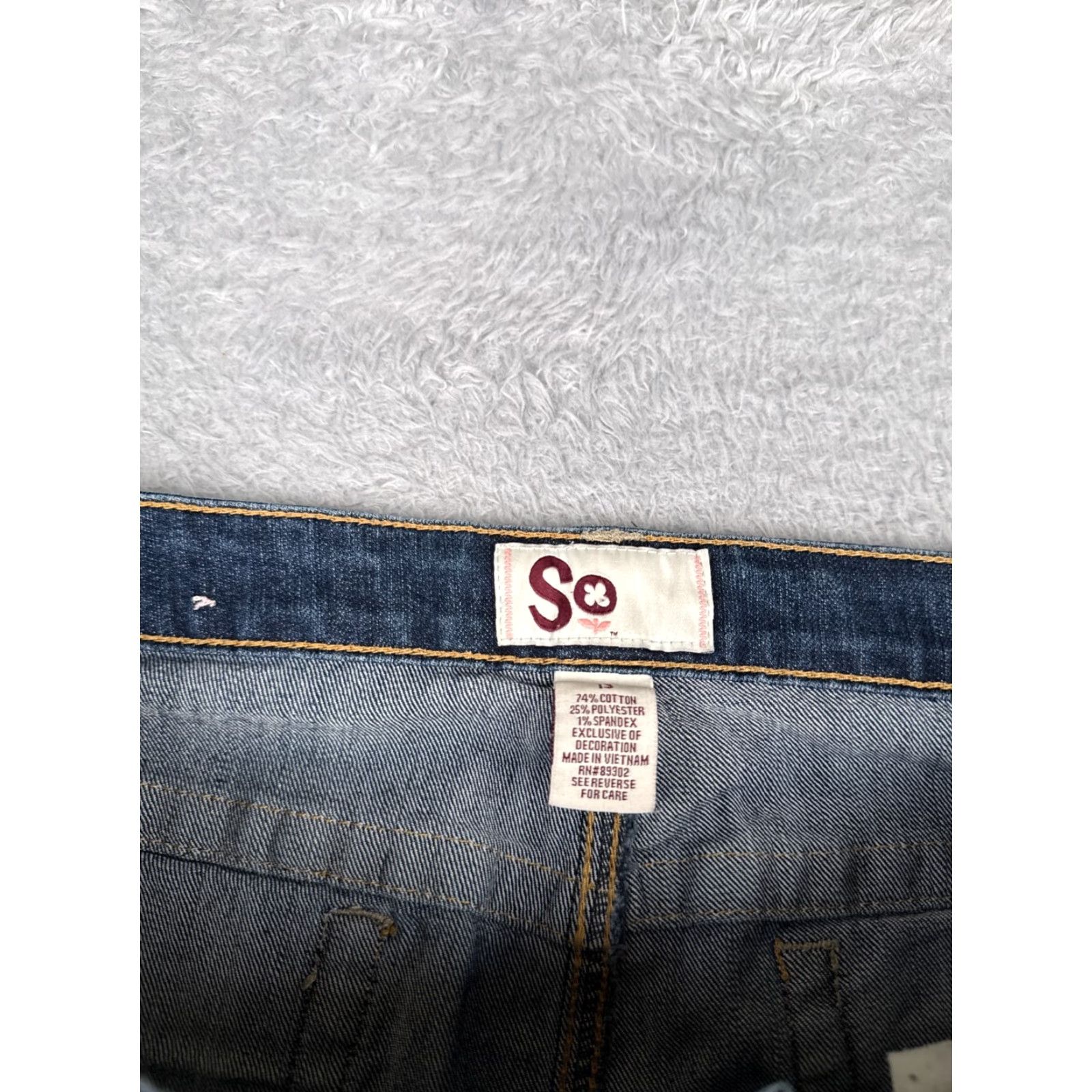 Vintage SO Jeans Women Capri Pants Jeans Blue Denim 34x17 High Rise 13 Juniors Cotton Blend Cropped Straight Pant Womens Capris 34x17 Size 34" / US 12 / IT 48 - 7 Thumbnail