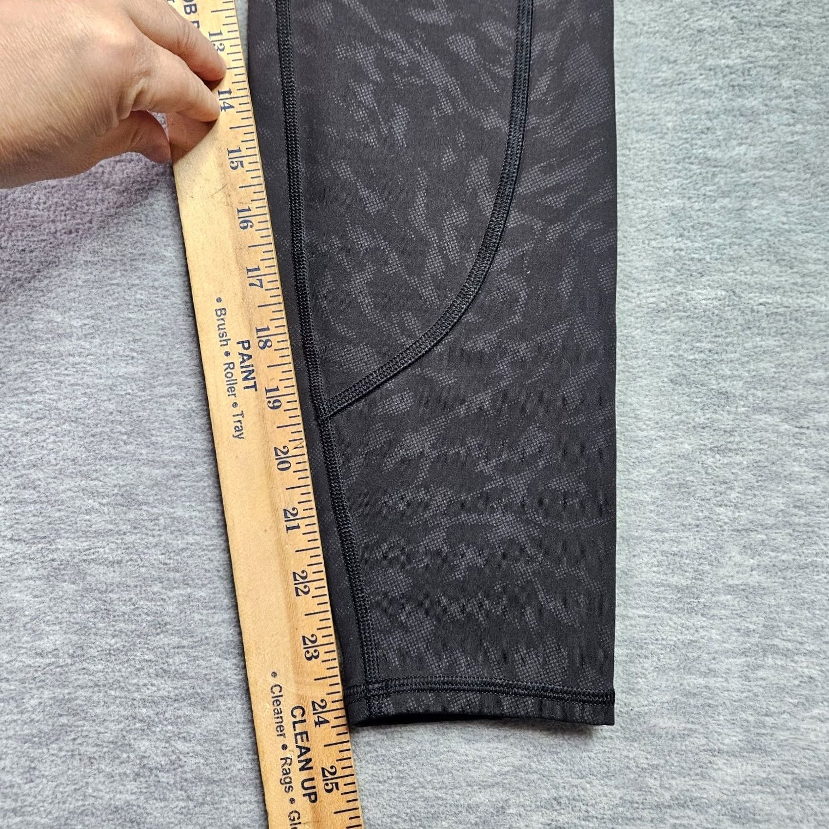 Athleta Athleta Women's Outdoor Hiking Rainier Printed Tight legging Size M Size 32" / US 10 / IT 46 - 6 Thumbnail