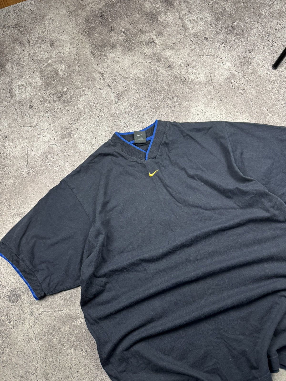 Nike Vintage 90s Nike Centre Swoosh Baggy T-Shirt Y2K Japan Style Size US L / EU 52-54 / 3 - 2 Thumbnail