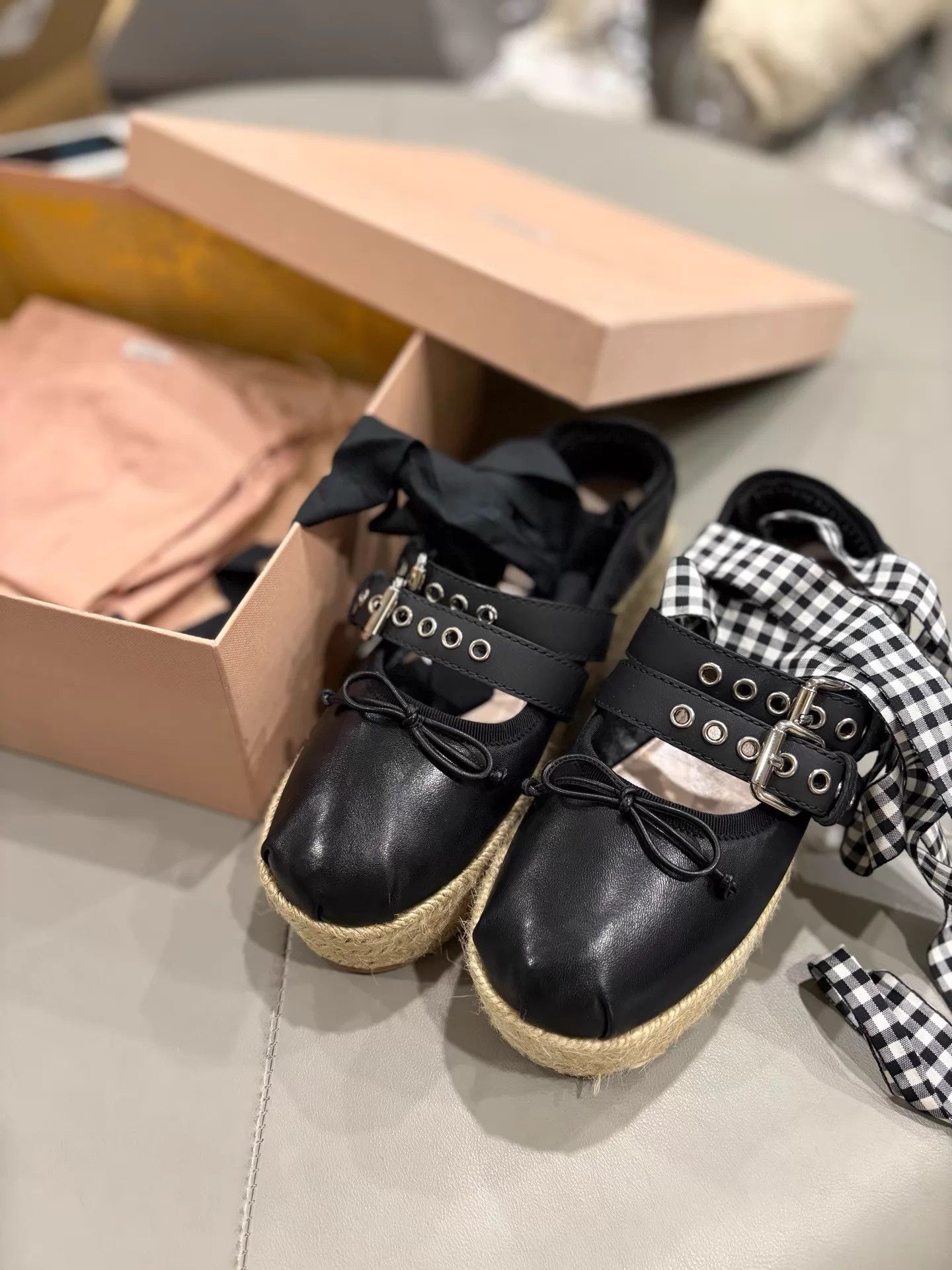 Miu Miu Miu Miu Black Leather Ballet Strap Platform Shoes 39 Size US 8.5 / IT 38.5 - 2 Thumbnail