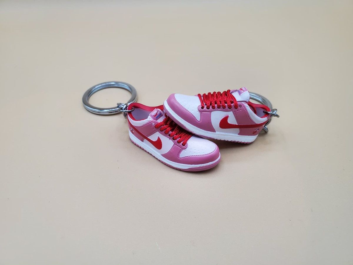 Nike Nike SB Dunk Low Strange Love Keychain Set Size ONE SIZE - 2 Thumbnail