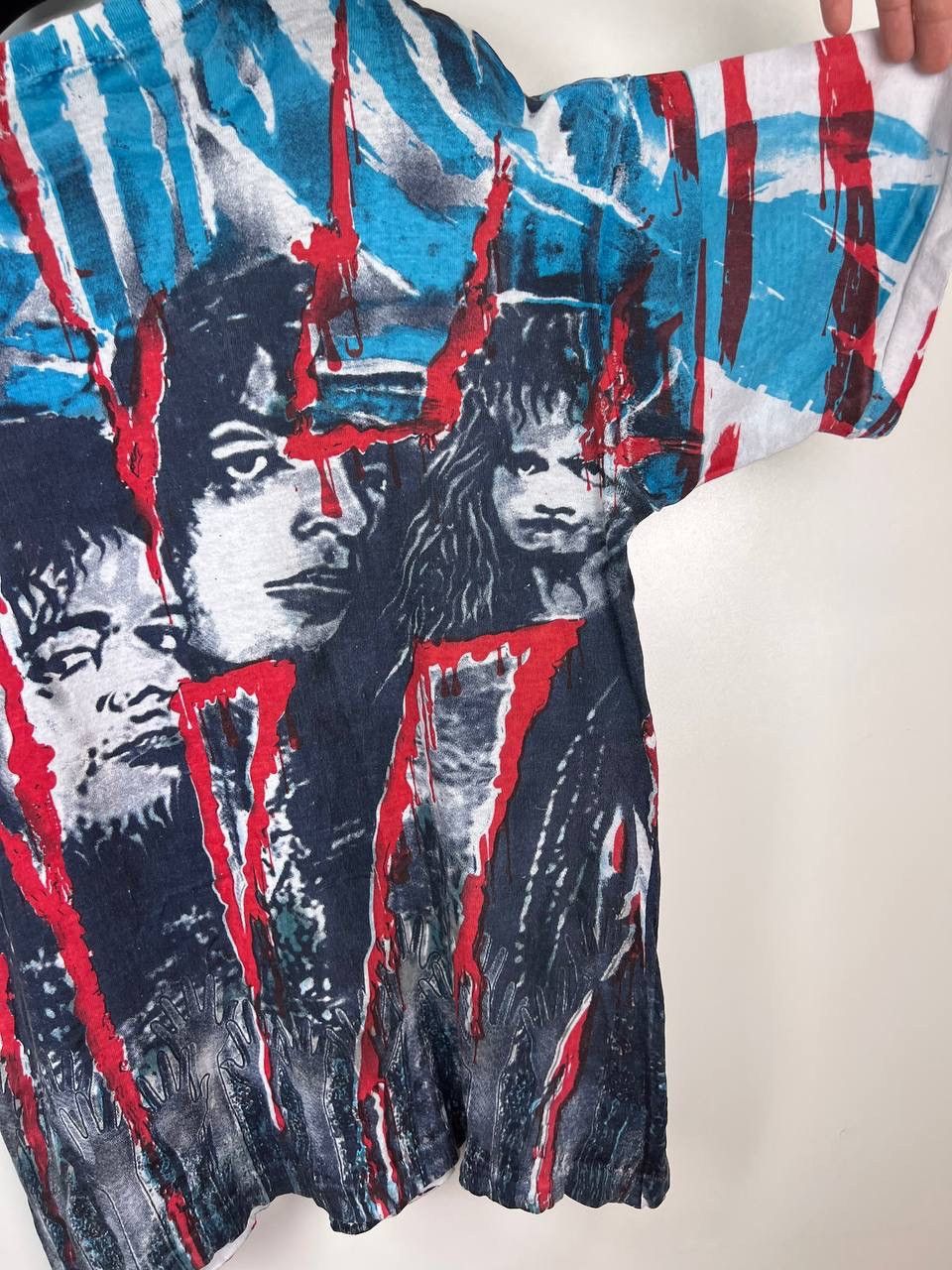 KISS Kiss Unholy 90s single stich over print vintage tee size XL Size US XL / EU 56 / 4 - 12 Thumbnail