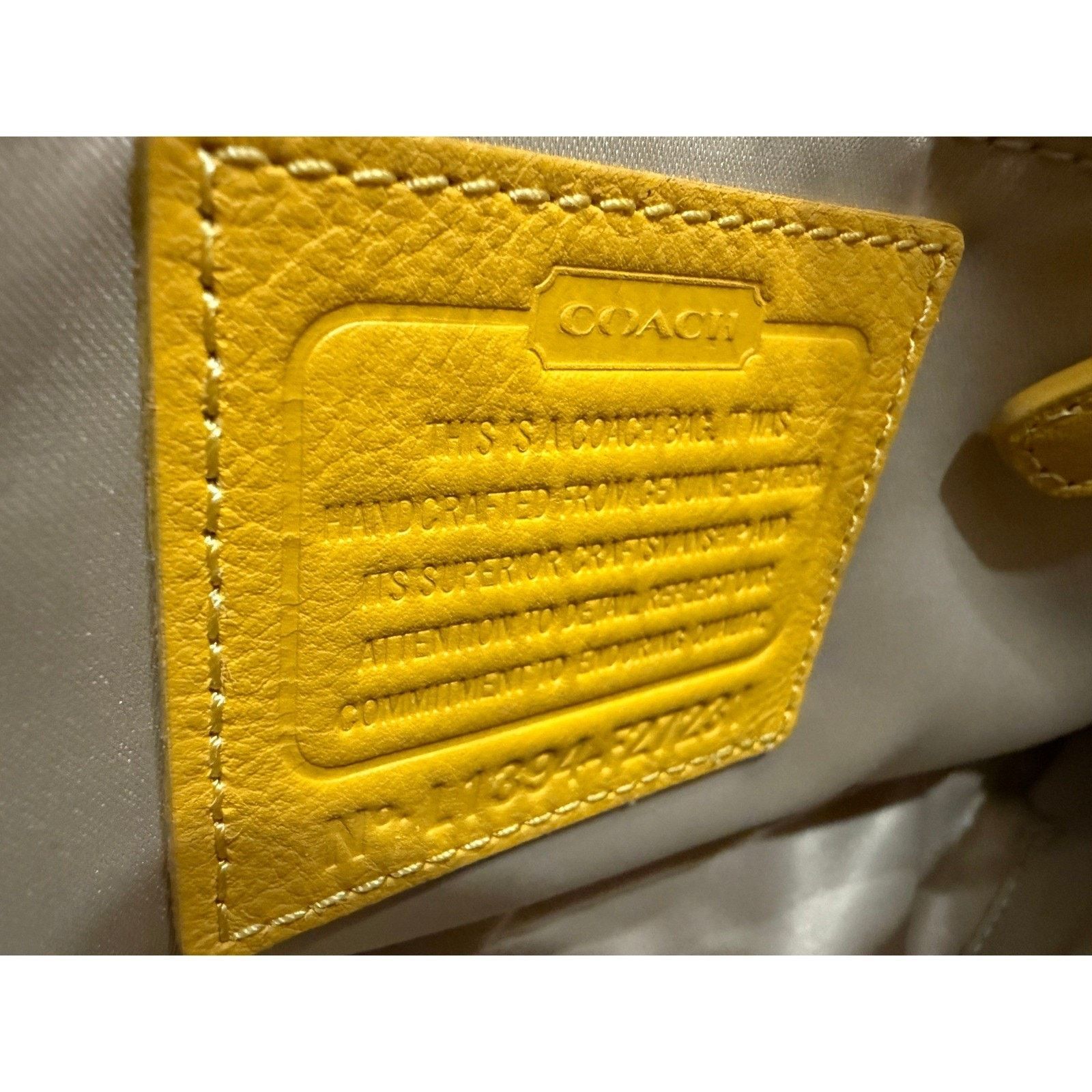 Coach Coach Campbell Satchel Yellow Leather Crossbody Buckle Y2K Size ONE SIZE - 9 Thumbnail