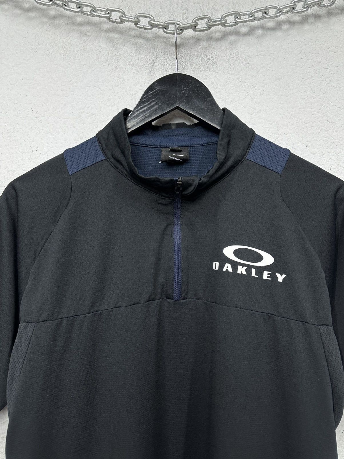 Oakley Vintage Oakley T-shirt Streetwear Y2k Japanese Diesel Japan Size US M / EU 48-50 / 2 - 2 Thumbnail