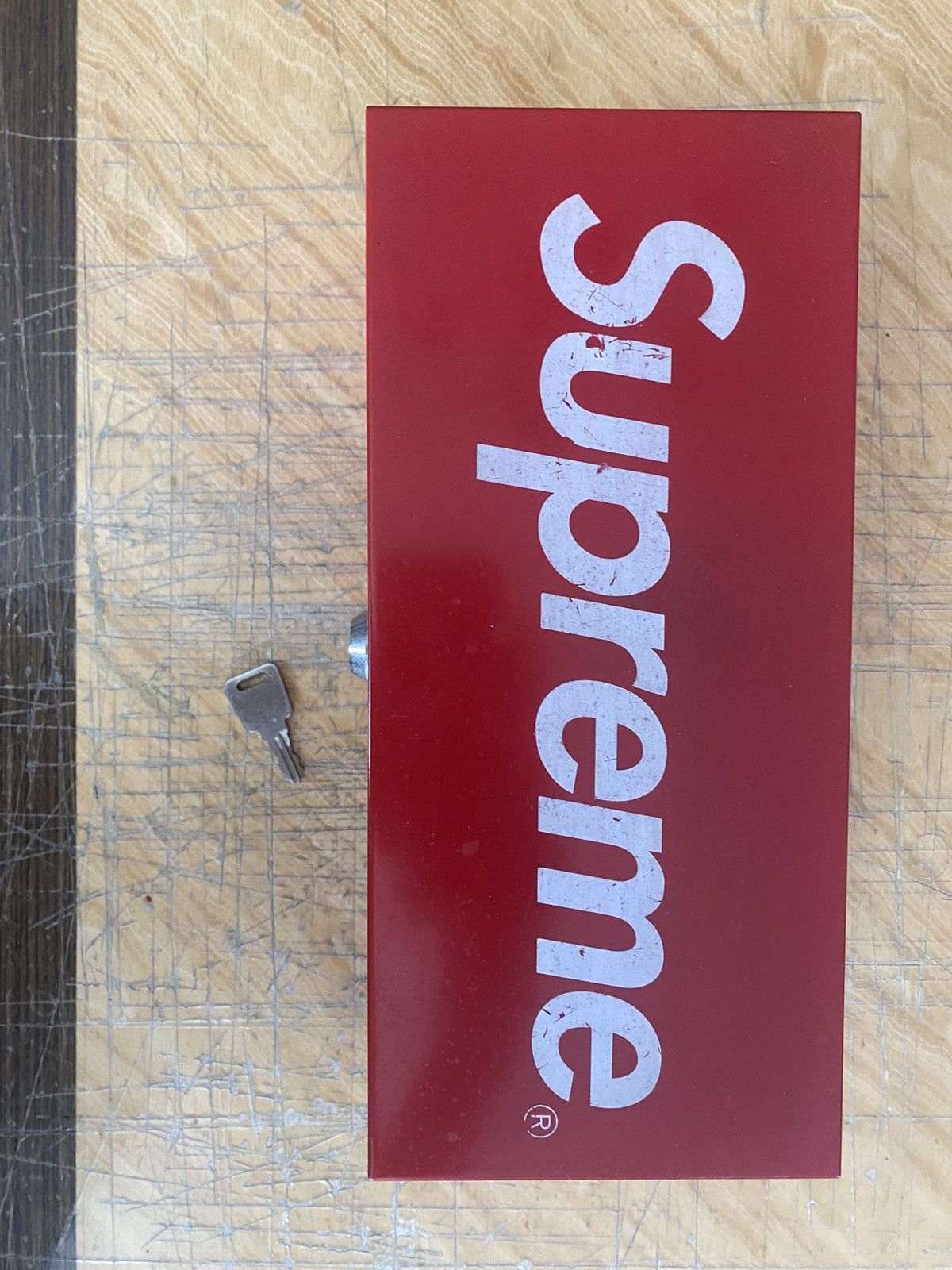 Supreme Supreme 2011 Box Logo Lock Box Size ONE SIZE - 2 Thumbnail