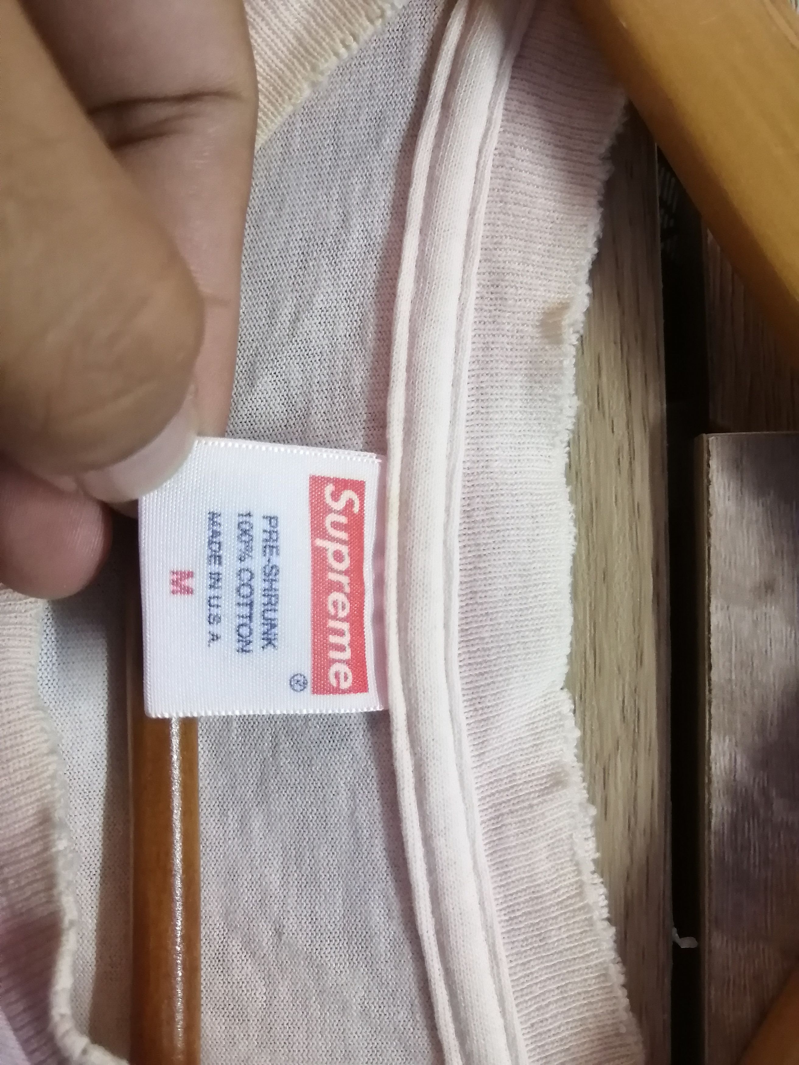 Supreme Thrashed Sun Faded Vintage Supreme Distressed Grunge Band Size US M / EU 48-50 / 2 - 5 Thumbnail