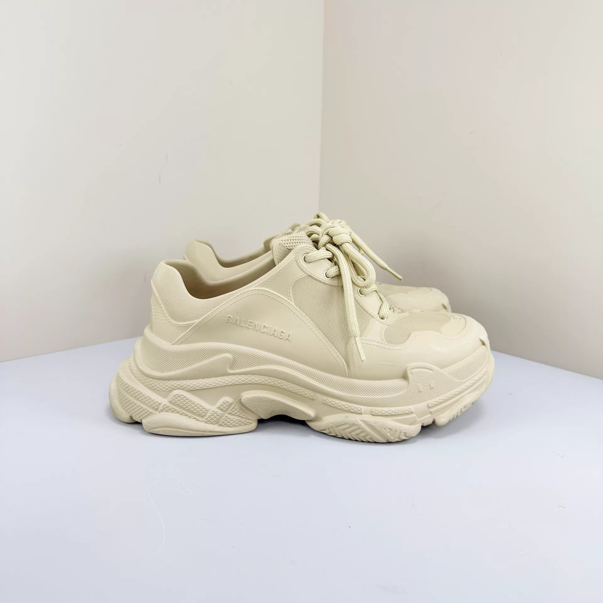 Balenciaga Balenciaga Rubber Triples 36 99 New Full Set Size US 5.5 / IT 35.5 - 4 Thumbnail