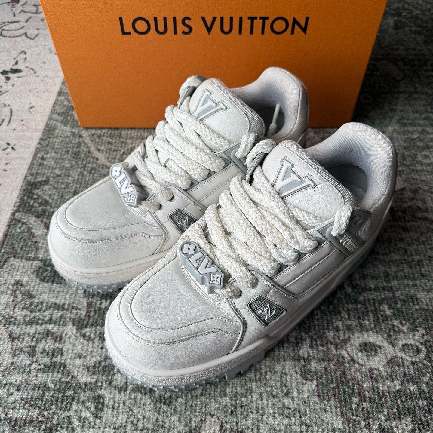 Louis Vuitton Louis Vuitton Trainer Maxi Sneakers White Gray Size 8.5 Size US 8.5 / EU 41-42 - 1 Thumbnail