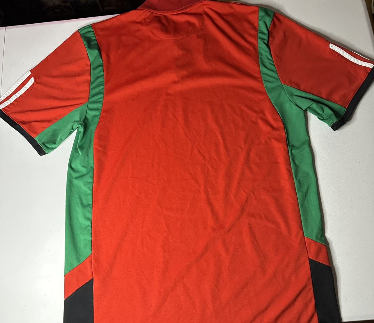 Adidas Adidas Kenya red short sleeve Soccer Jersey Size US L / EU 52-54 / 3 - 3 Thumbnail