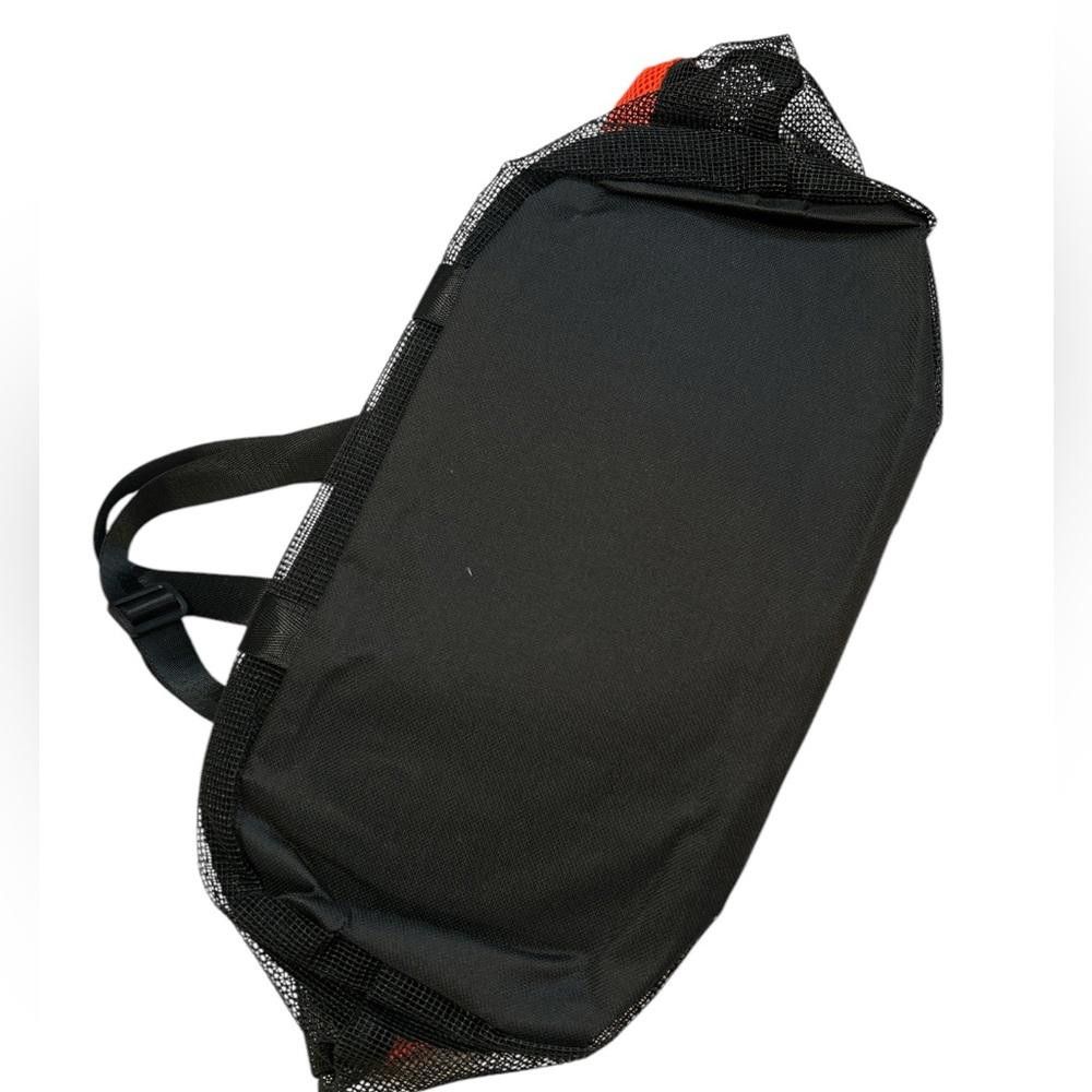 Designer Pet Carrier Bag - Portable Mesh Travel tote bag Size ONE SIZE - 3 Thumbnail
