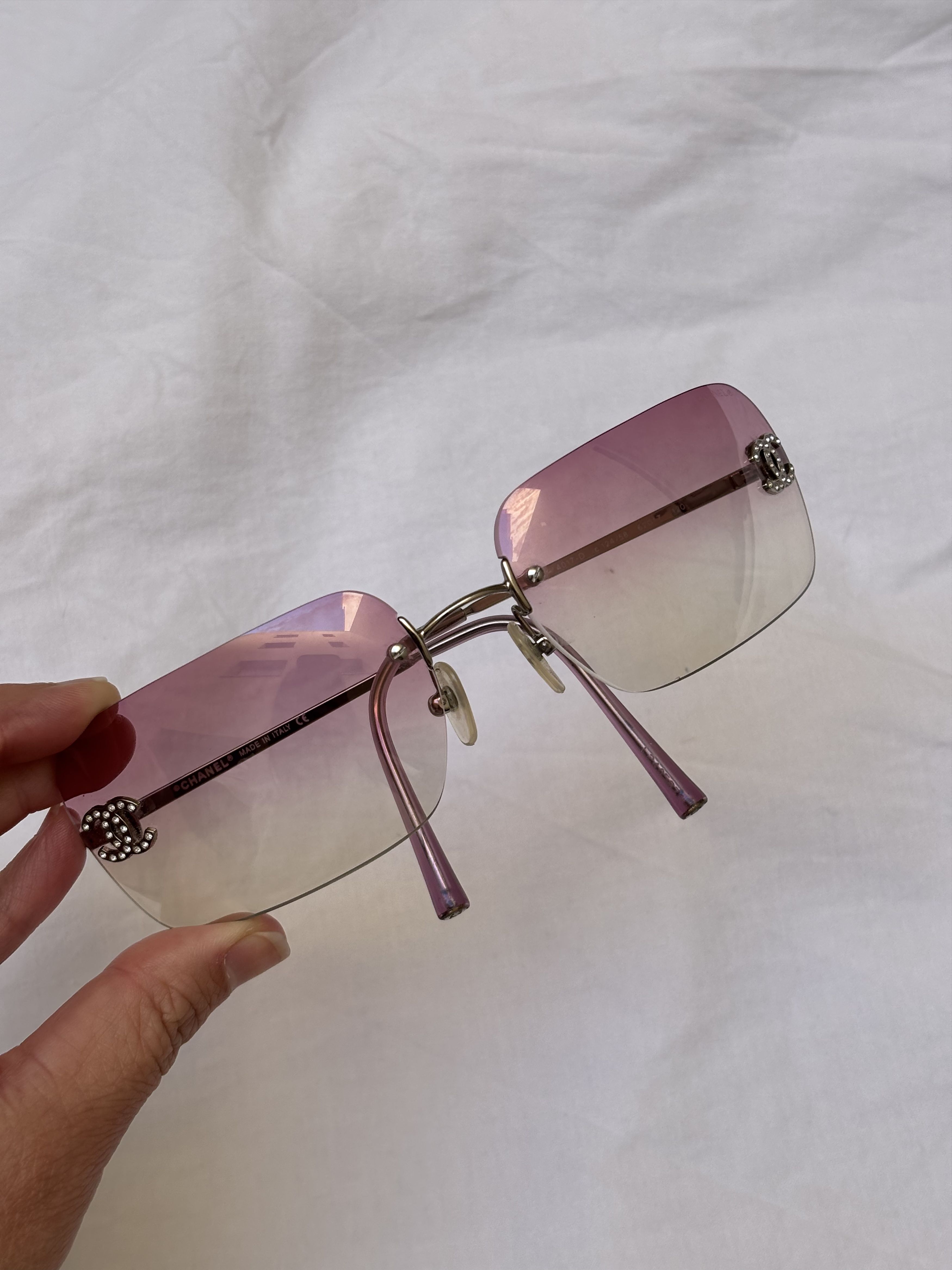 Chanel Chanel Sunglasses 4017 D CC Rhinestone Logo Rimless Size ONE SIZE - 3 Thumbnail