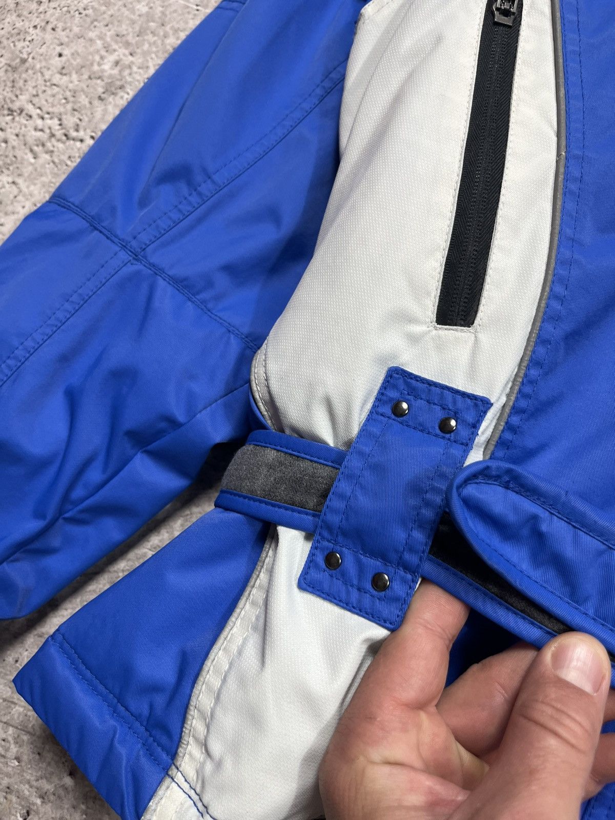 Sportalm Kitzbuhel Sportalm Blue White Ski Jacket M with Belt and Faux Fur Hood Size M / US 6-8 / IT 42-44 - 8 Thumbnail