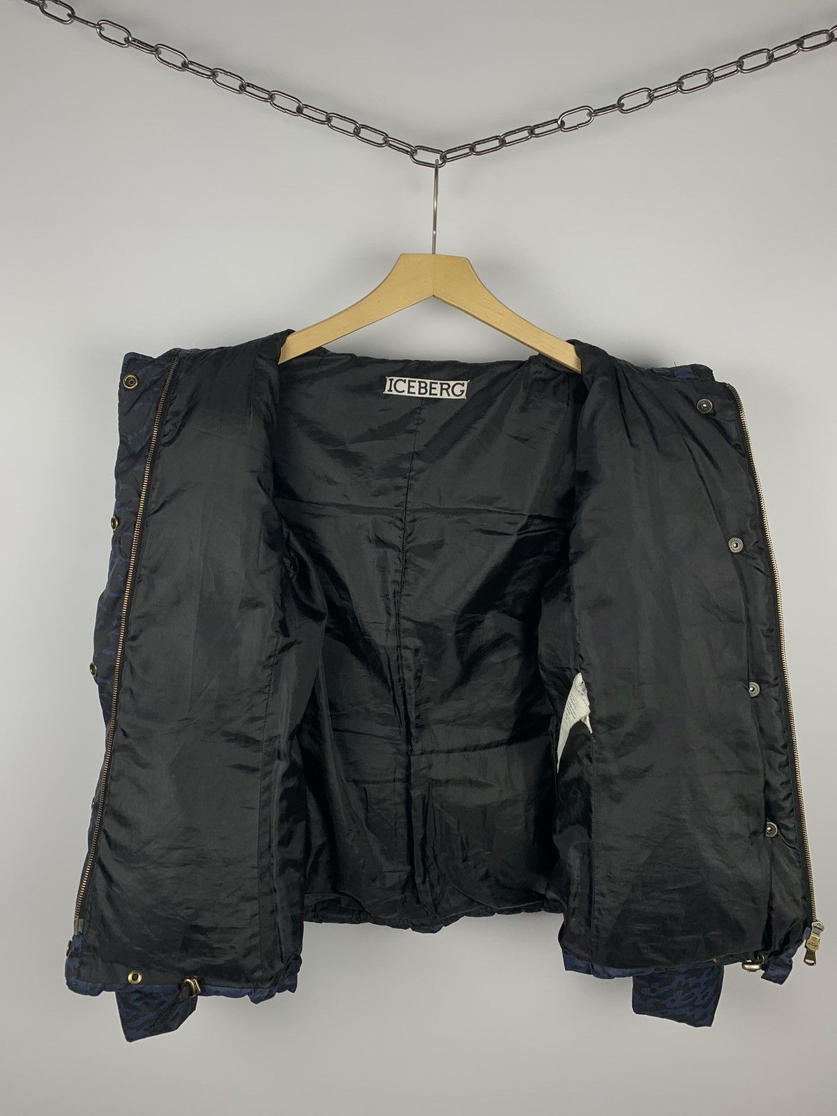 Iceberg Vintage Iceberg Puffer Down Jacket Hooded Abstract Pattern Size XS / US 0-2 / IT 36-38 - 12 Thumbnail