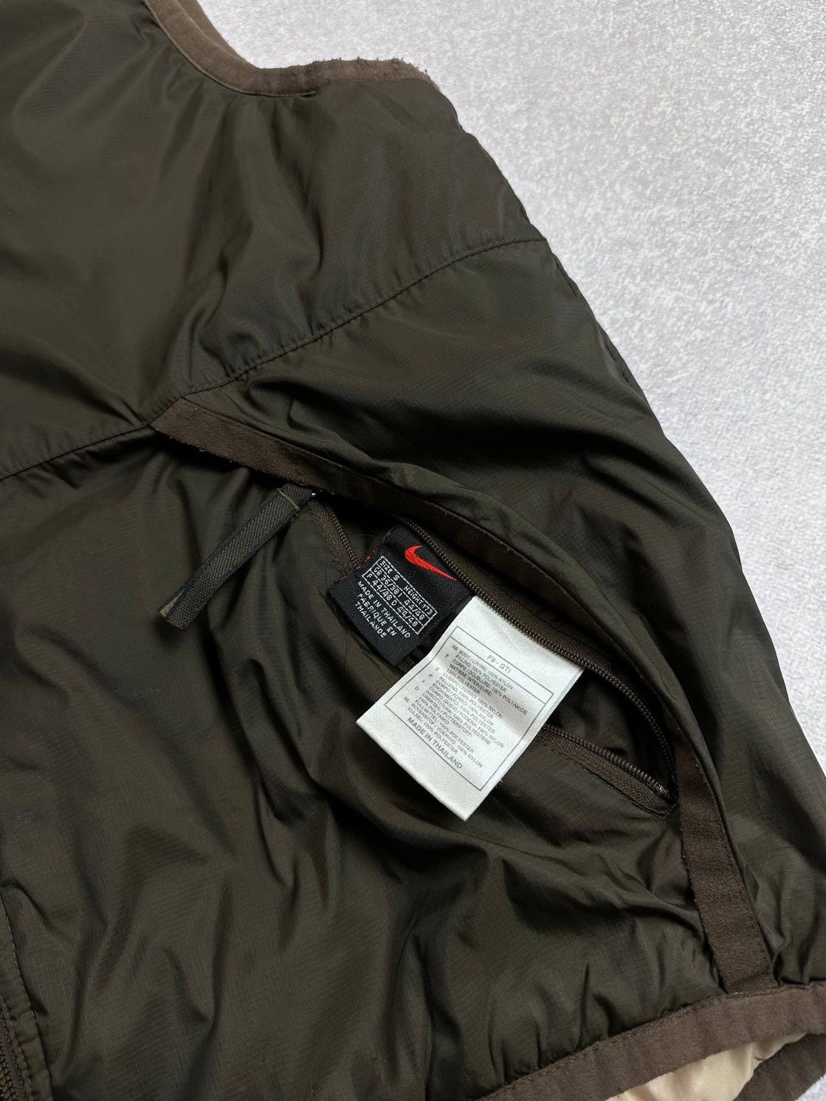Nike Vintage Nike Swoosh Reversible Puffer Jacket S Y2K Size US S / EU 44-46 / 1 - 11 Thumbnail