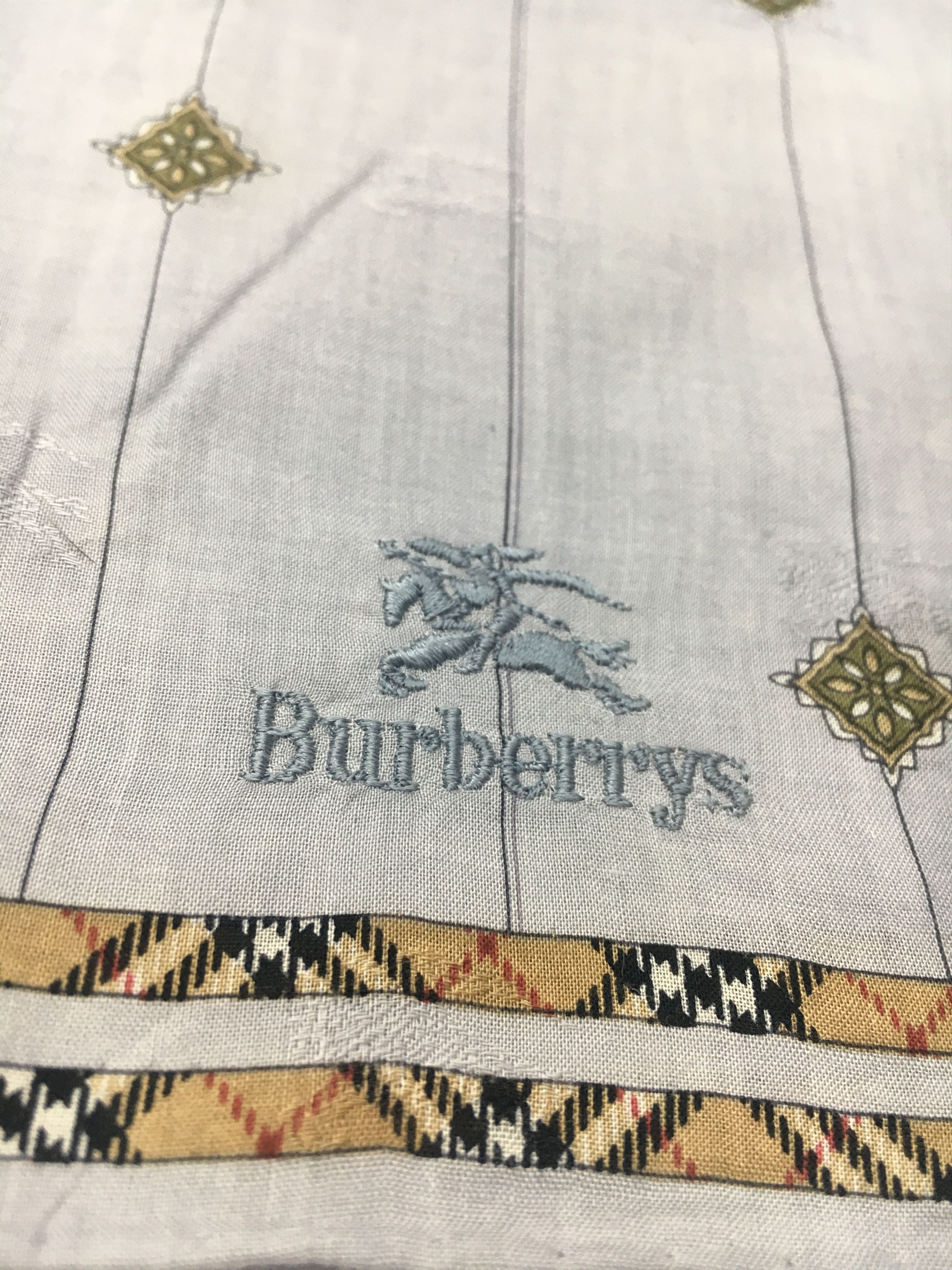 Burberry Burberry Handkerchief Rare Design - HKC0006 Size ONE SIZE - 4 Thumbnail