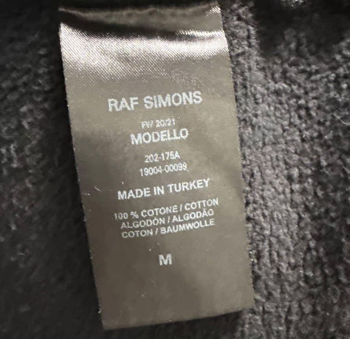 Raf Simons Raf Simons Fall/Winter 2020 Slogan Distressed Hoodie Size US M / EU 48-50 / 2 - 5 Thumbnail