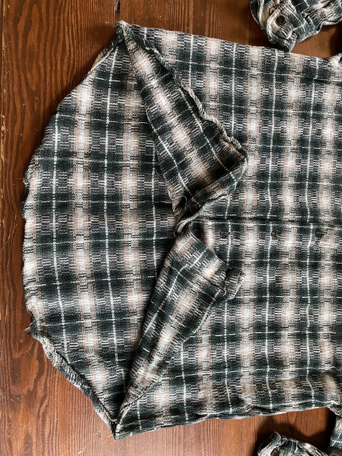 Vintage Vintage 90’s CZ Basics Standing Collar Woven Plaid Button Up Size US L / EU 52-54 / 3 - 9 Thumbnail