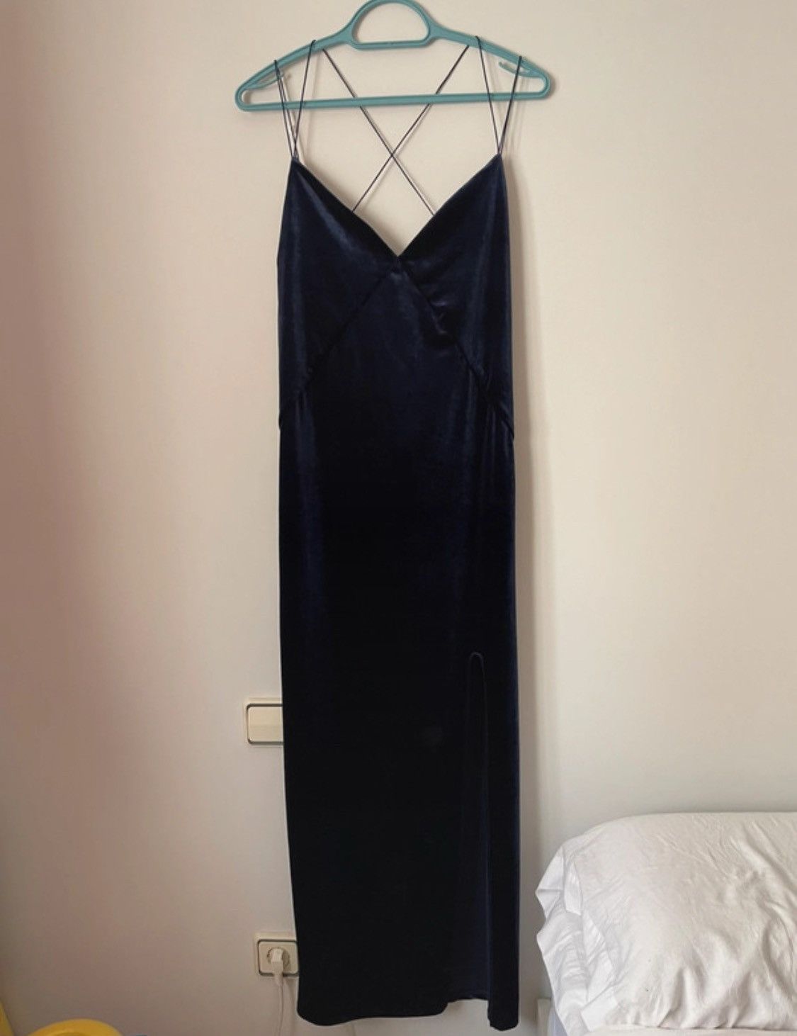 Zara Blue Velvet Slip Dress Size M / US 6-8 / IT 42-44 - 4 Thumbnail