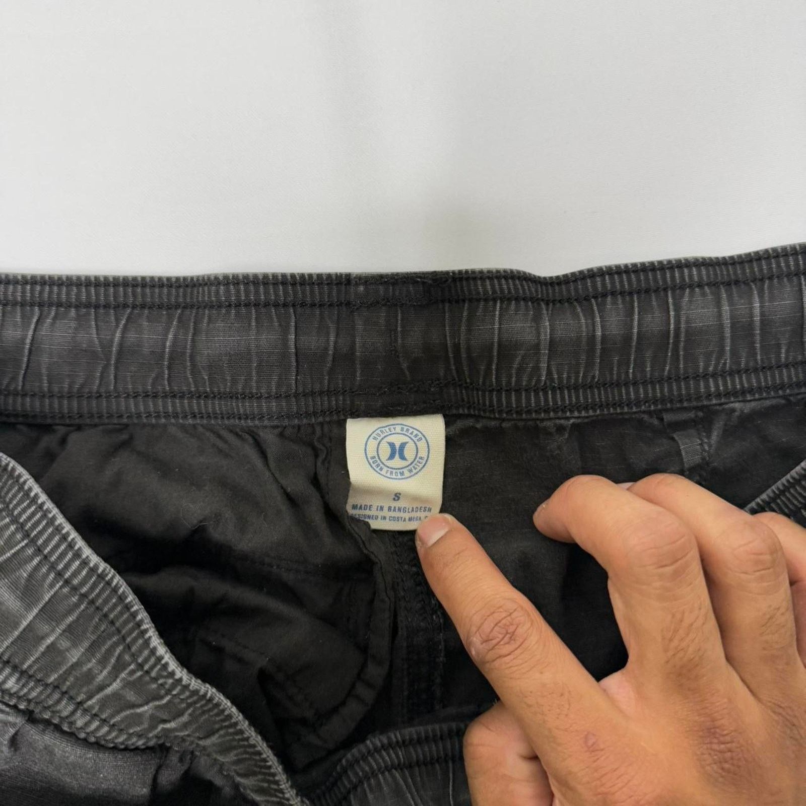 Hurley Black Hurley Cargo Sweatpants Adjustable Waistband Size S Size US 34 / EU 50 - 2 Thumbnail