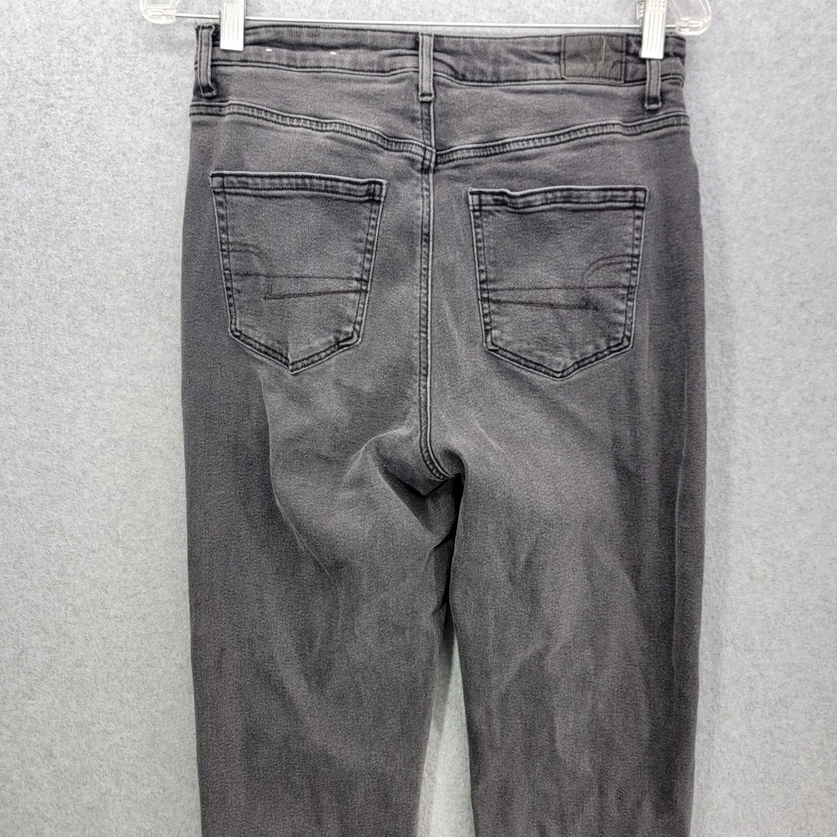 American Eagle Outfitters American Eagle Outfitters Jeans Women 8 Regular Mom Black High Rise Stretch Denim 5-Pocket (Inseam 27) Vintage: No Size 30" / US 8 / IT 44 - 6 Thumbnail